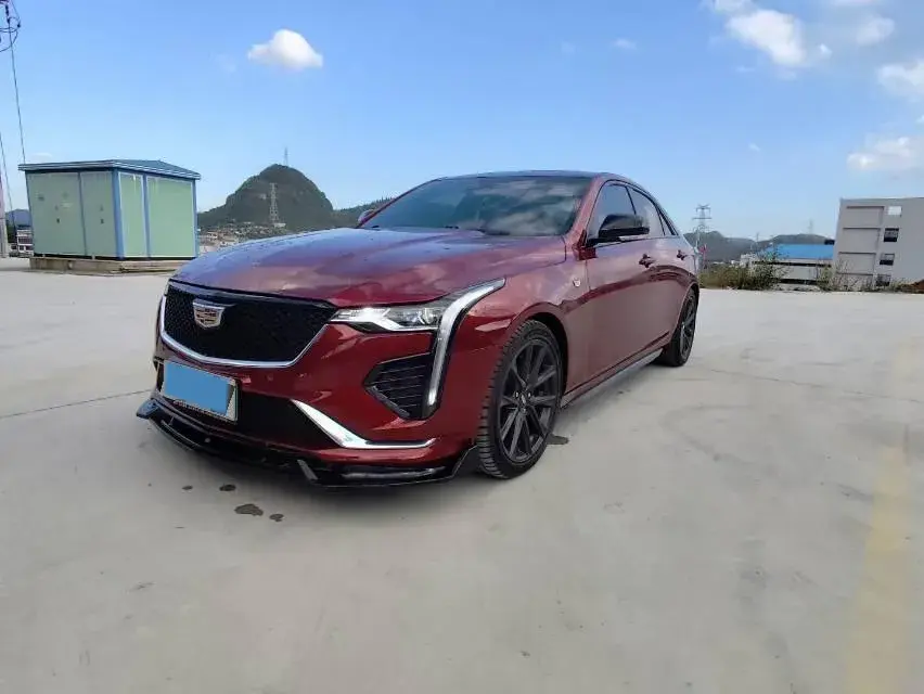 2021 CADILLAC CT4 view 1