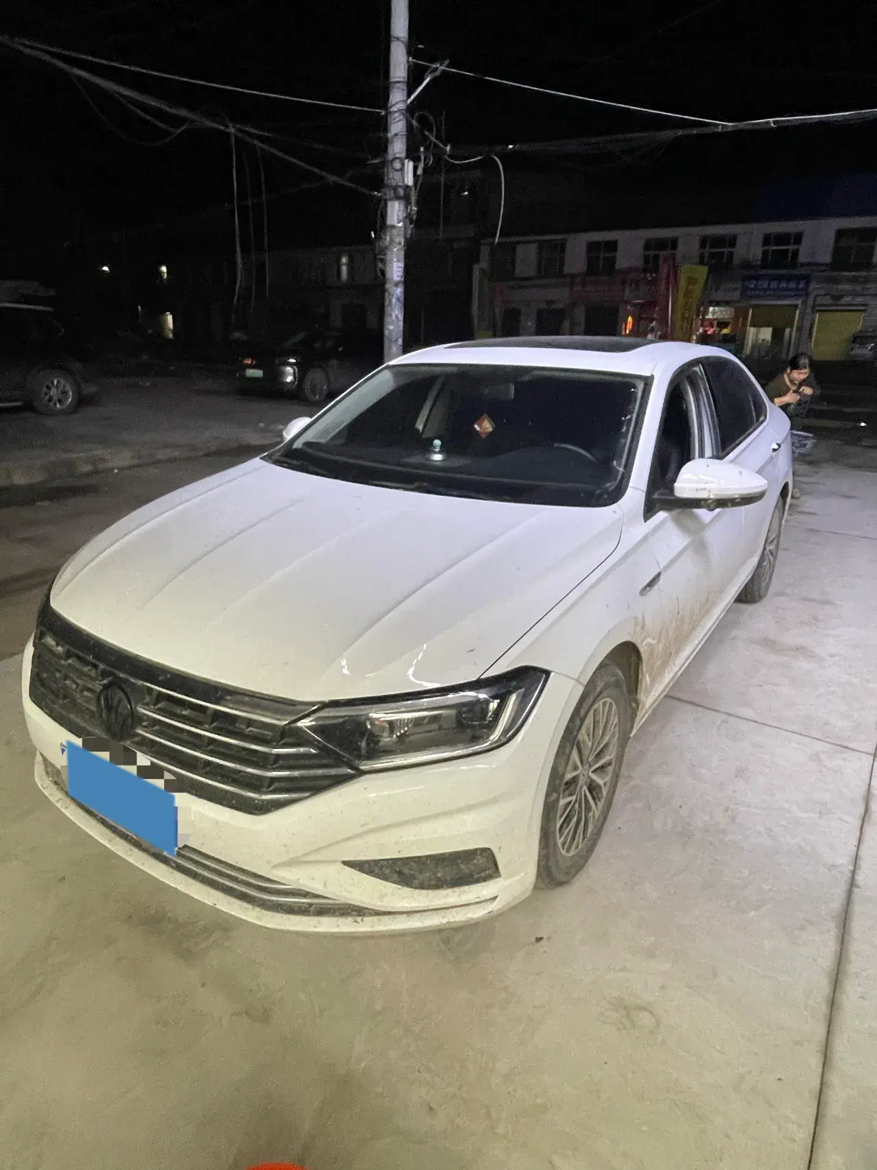 2021 VOLKSWAGEN SAGITAR view 1