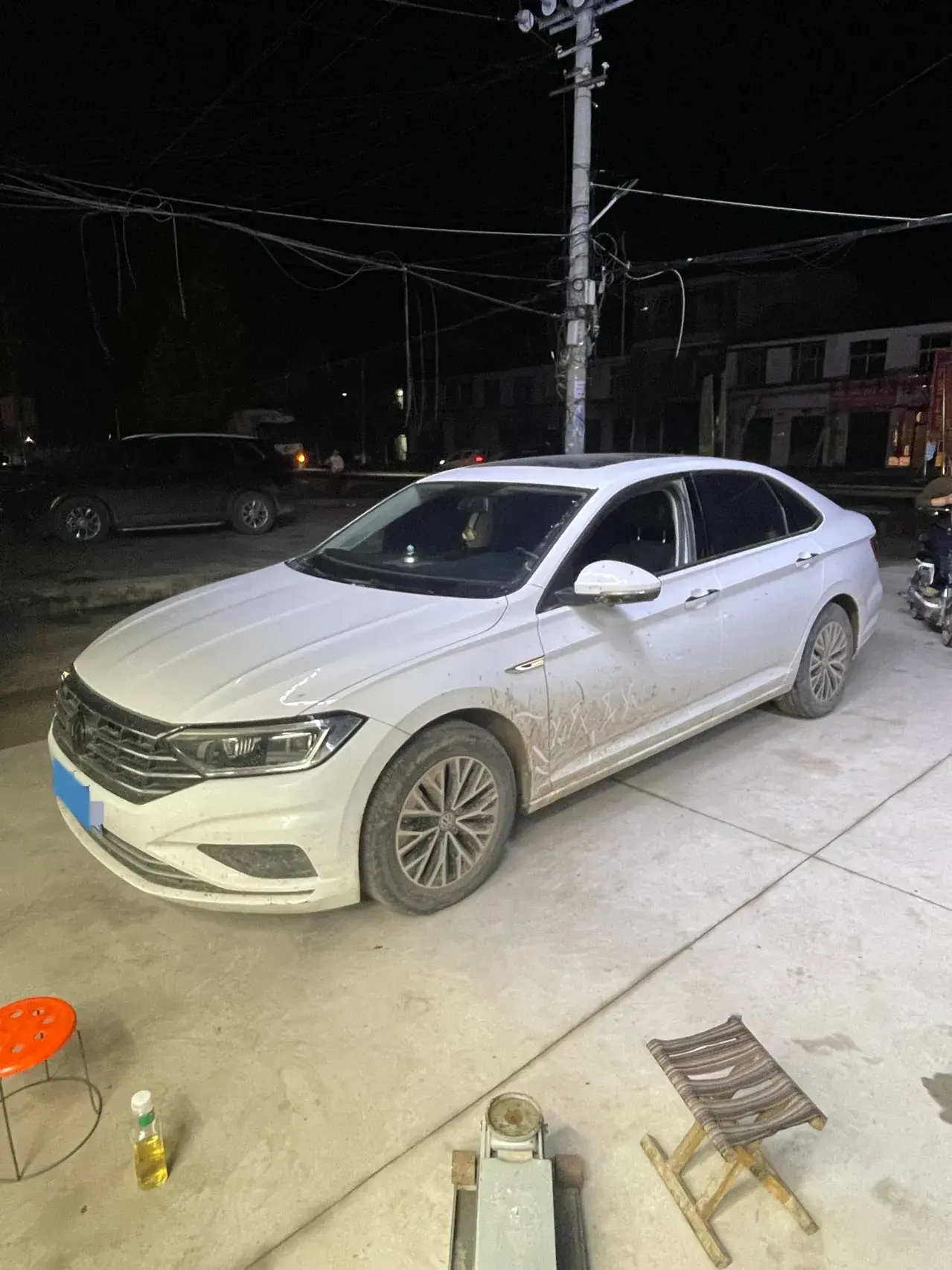 2021 VOLKSWAGEN SAGITAR thumbnail 3