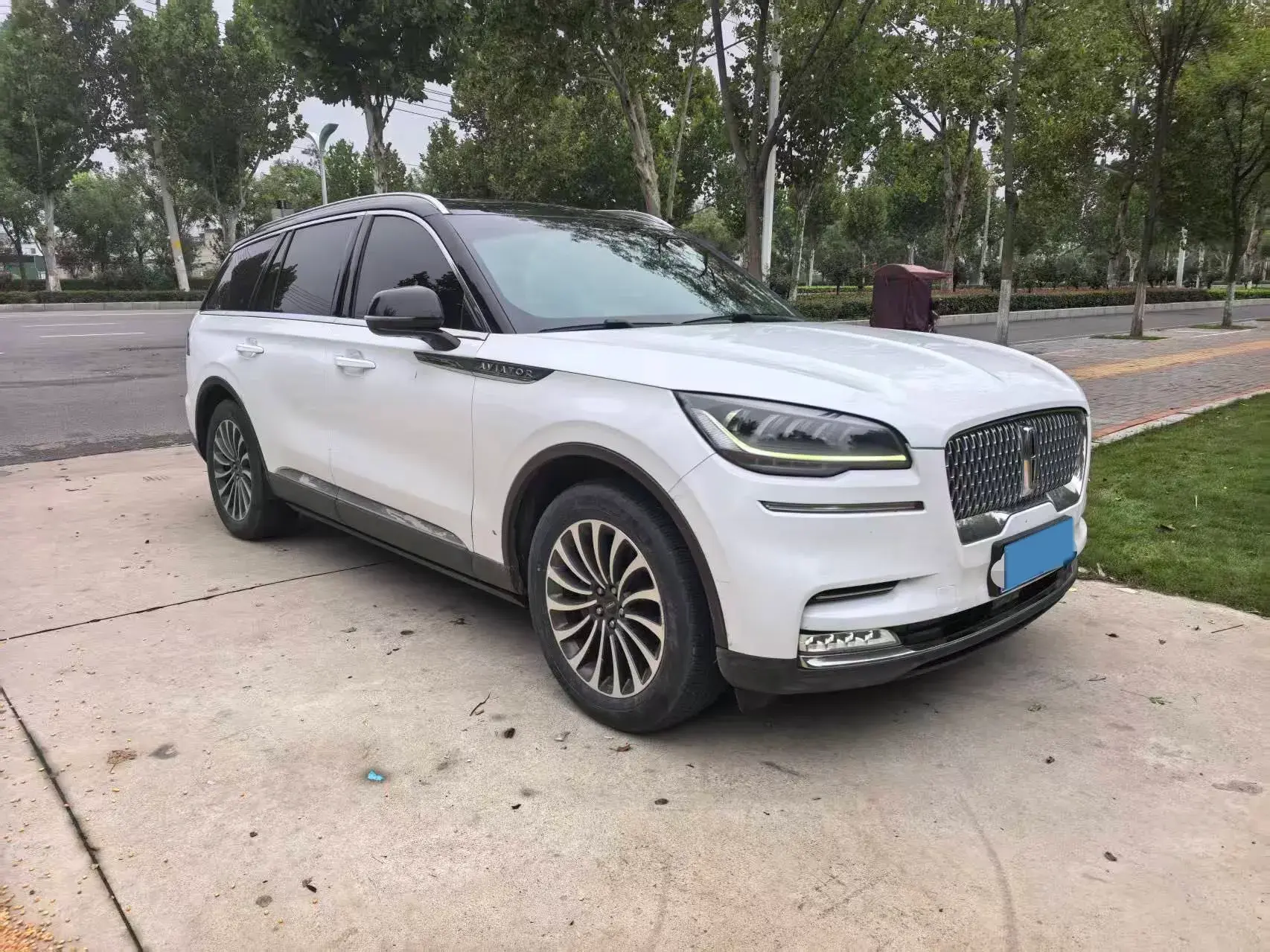 2021 LINCOLN AVIATOR thumbnail 2
