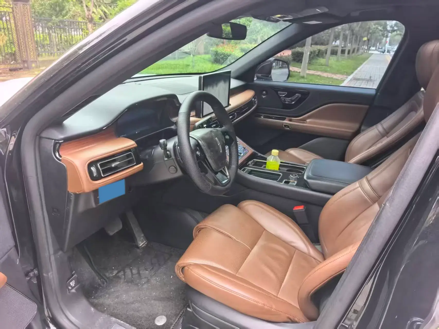 2021 LINCOLN AVIATOR thumbnail 4