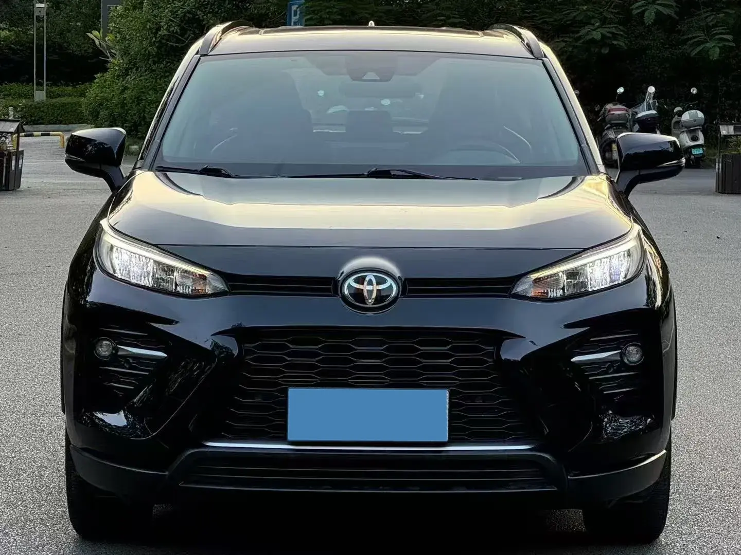 2020 TOYOTA WILDLANDER thumbnail 2