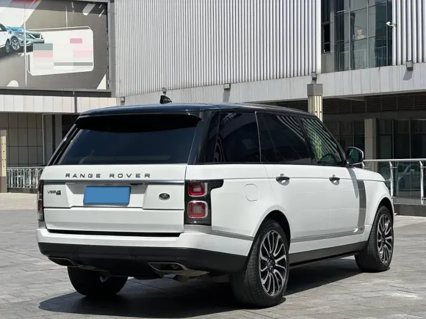 2020 LAND ROVER thumbnail 3