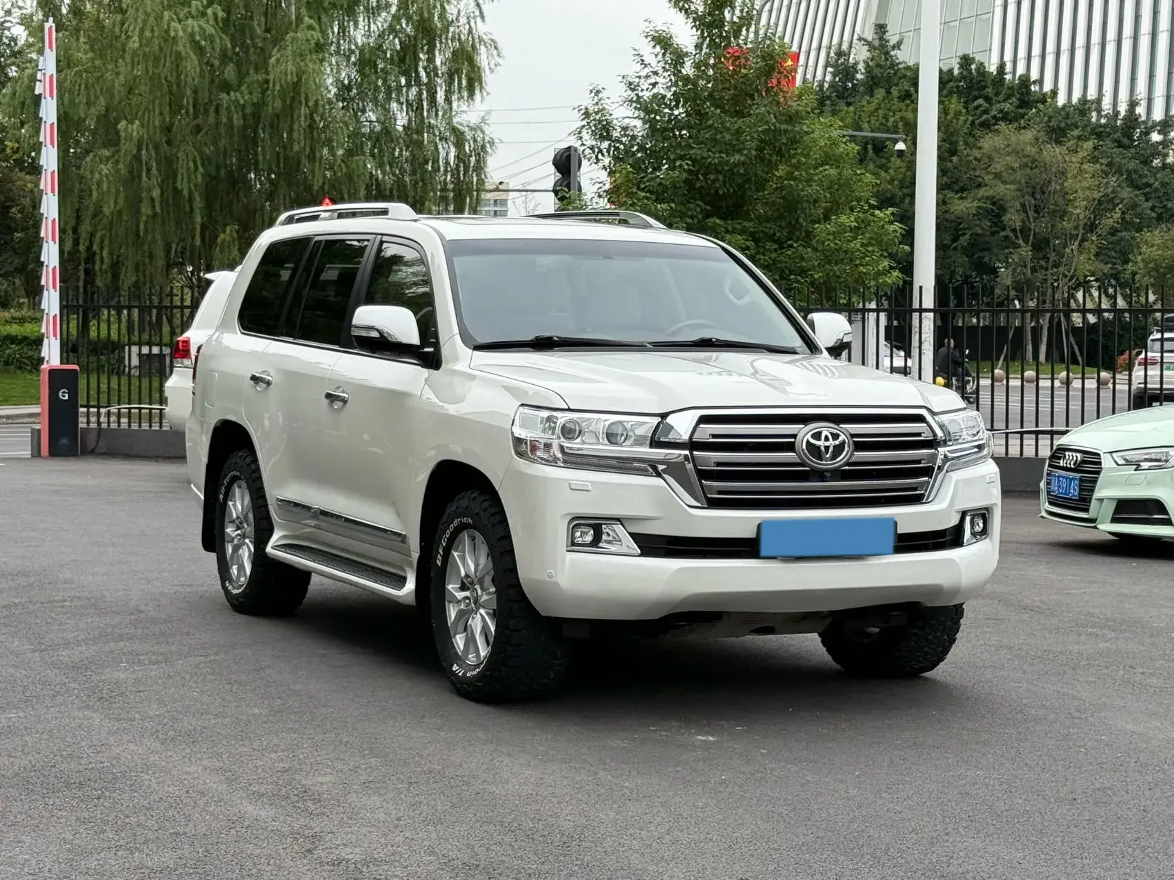 2007 TOYOTA LAND thumbnail 3