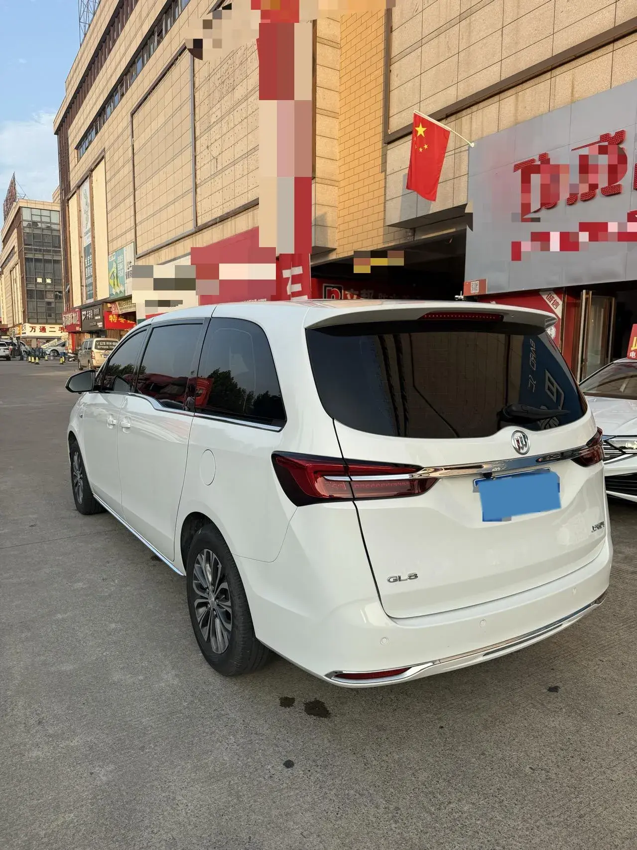 2023 BUICK GL8 thumbnail 4