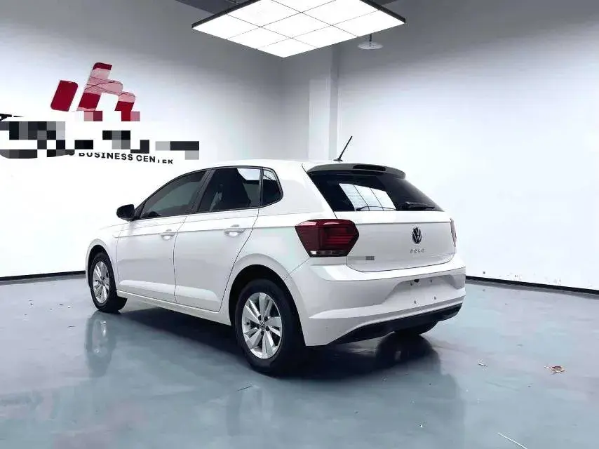 2023 VOLKSWAGEN POLO thumbnail 4