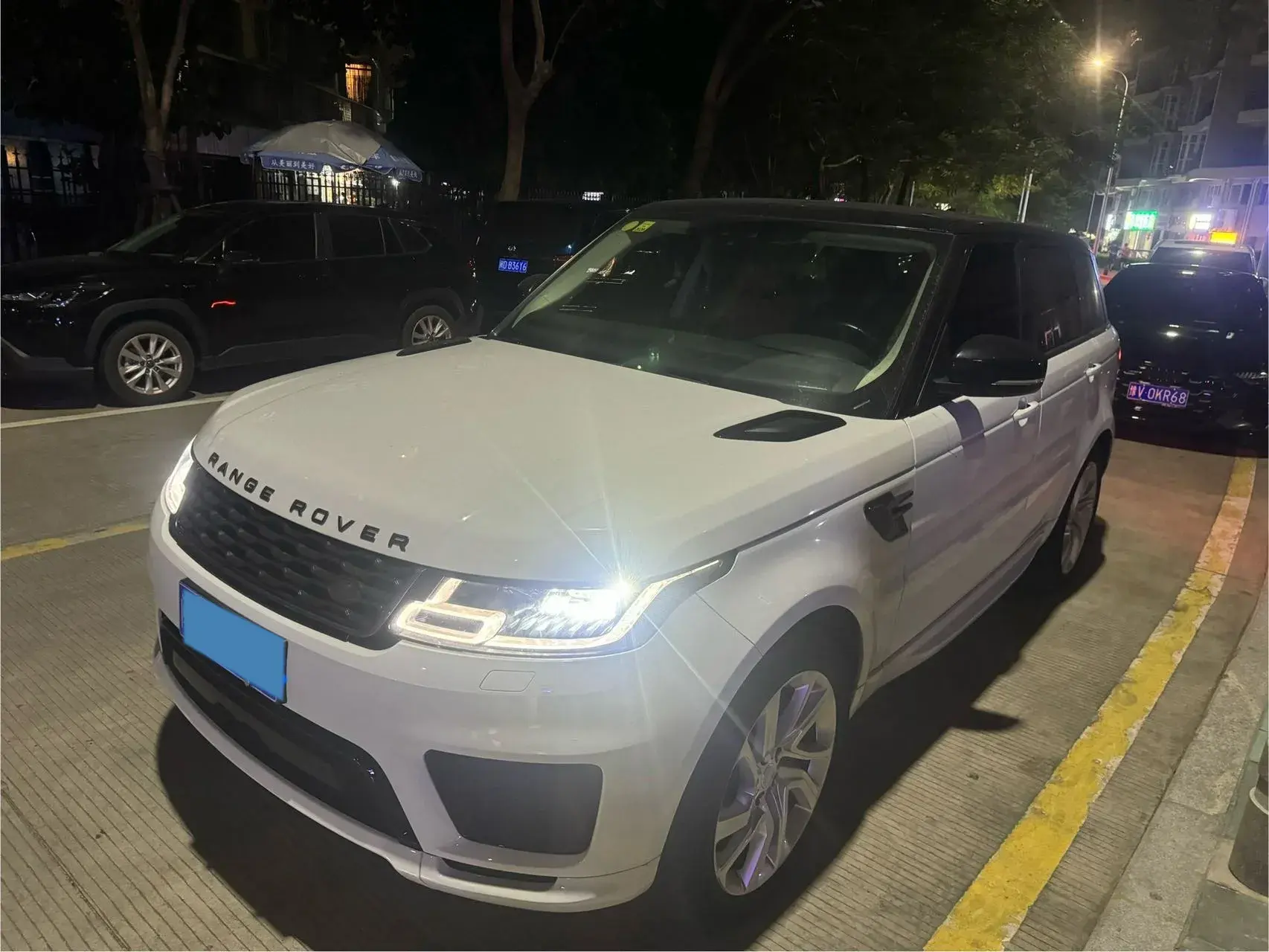 2018 LAND ROVER view 1