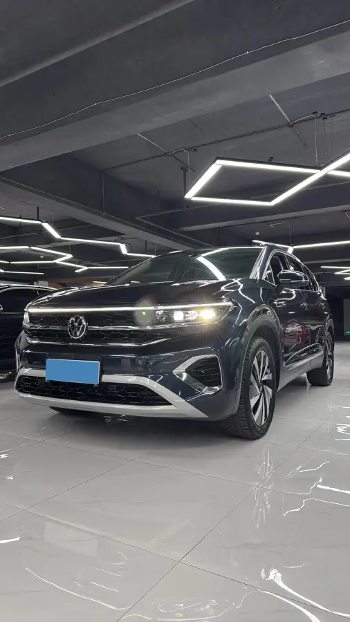 2021 Volkswagen Talagon 2.0T 186HP L4 7DCT