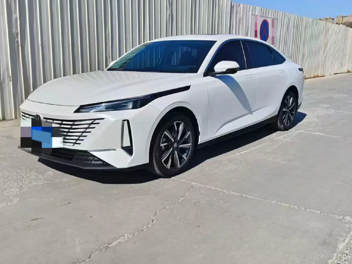 2024 ChangAn Eado 1.5T 170HP L4 7DCT