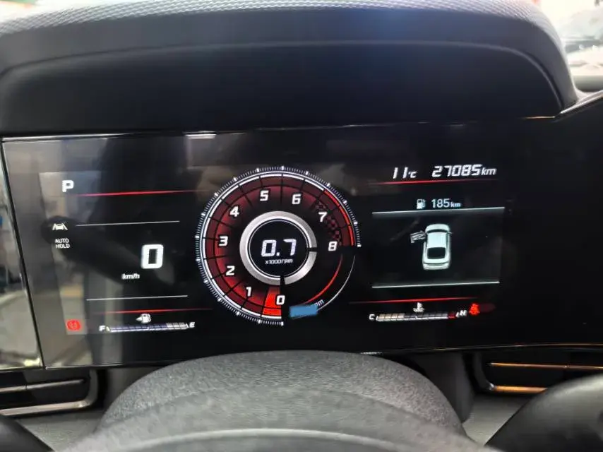 2022 HYUNDAI ELANTRA thumbnail 4