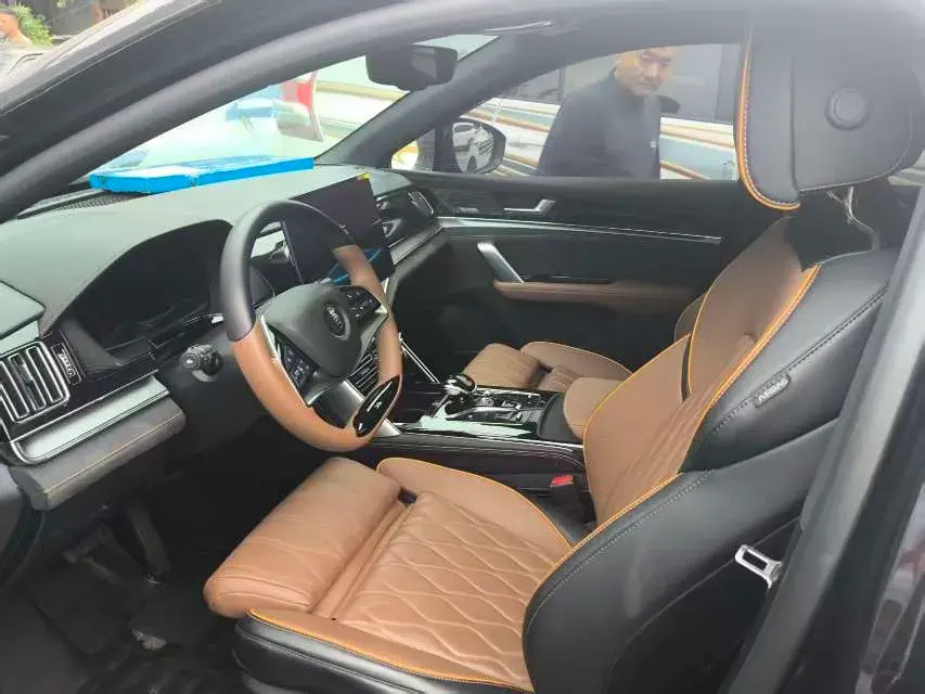 2021 BYD TANG thumbnail 2