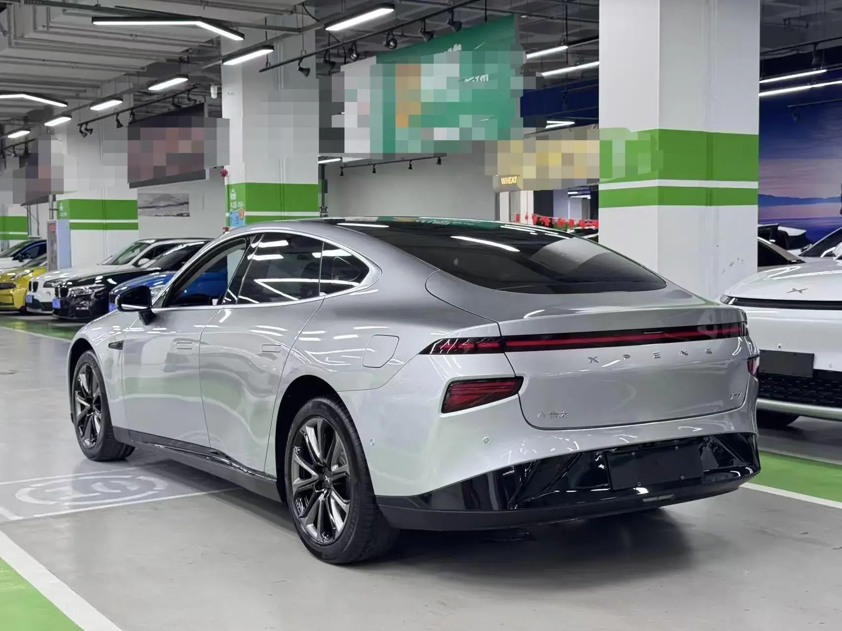 2020 XPENG P7 thumbnail 3