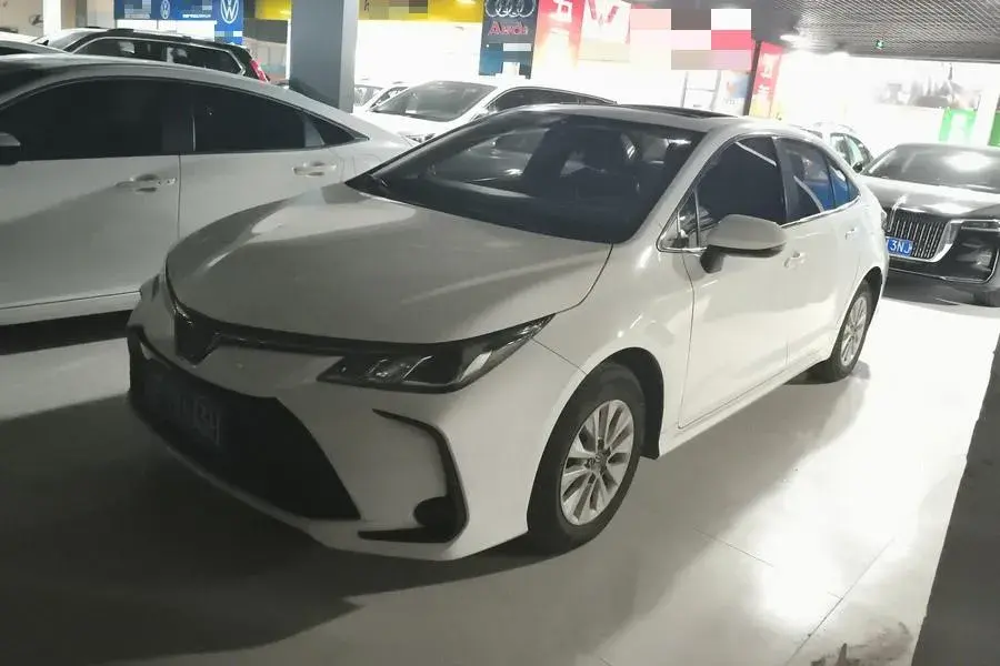 2021 TOYOTA COROLLA view 1