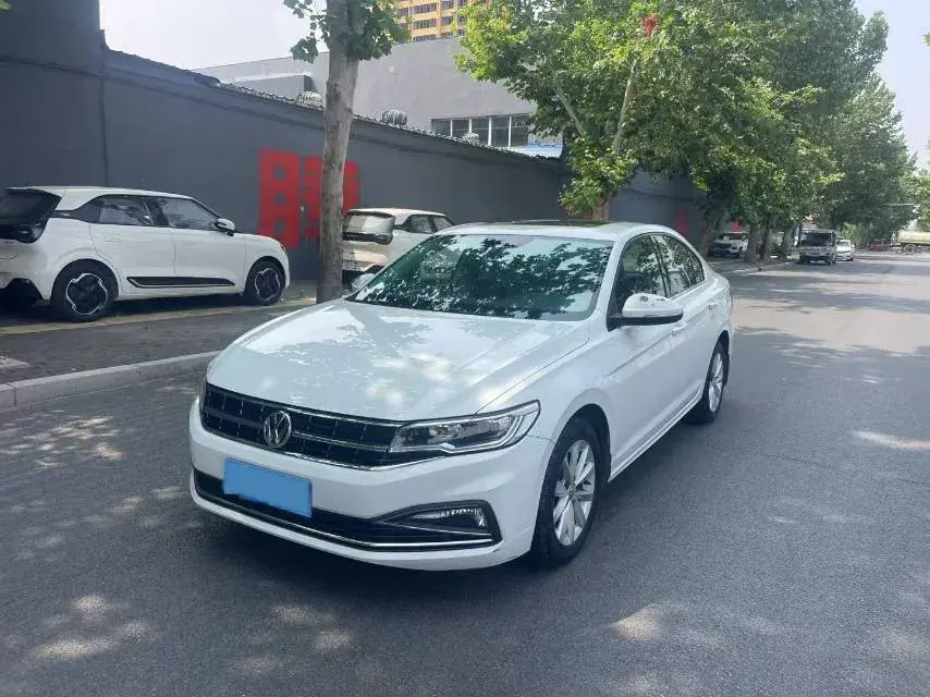 2020 VOLKSWAGEN BORA view 1