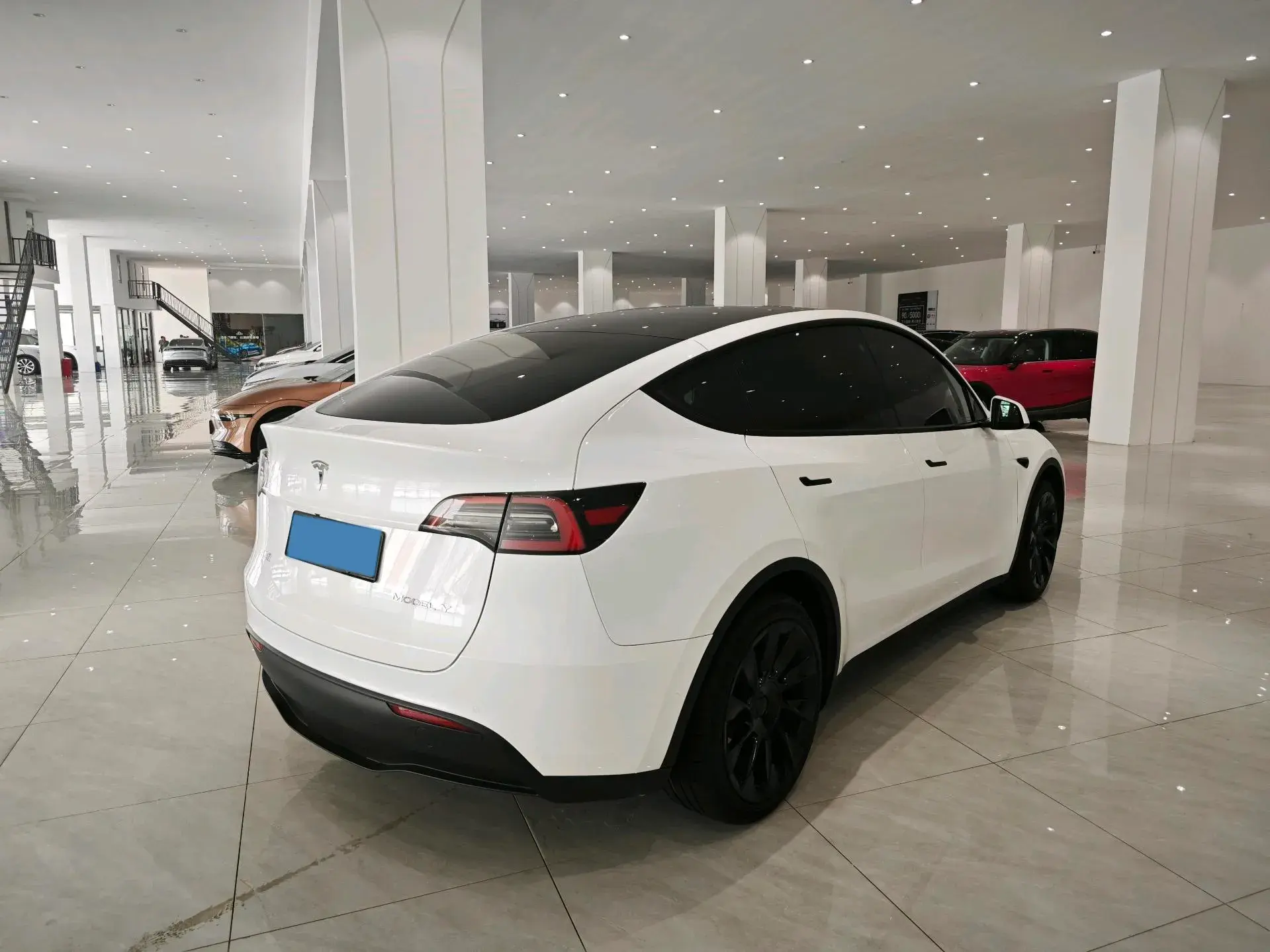 2022 TESLA MODEL thumbnail 2