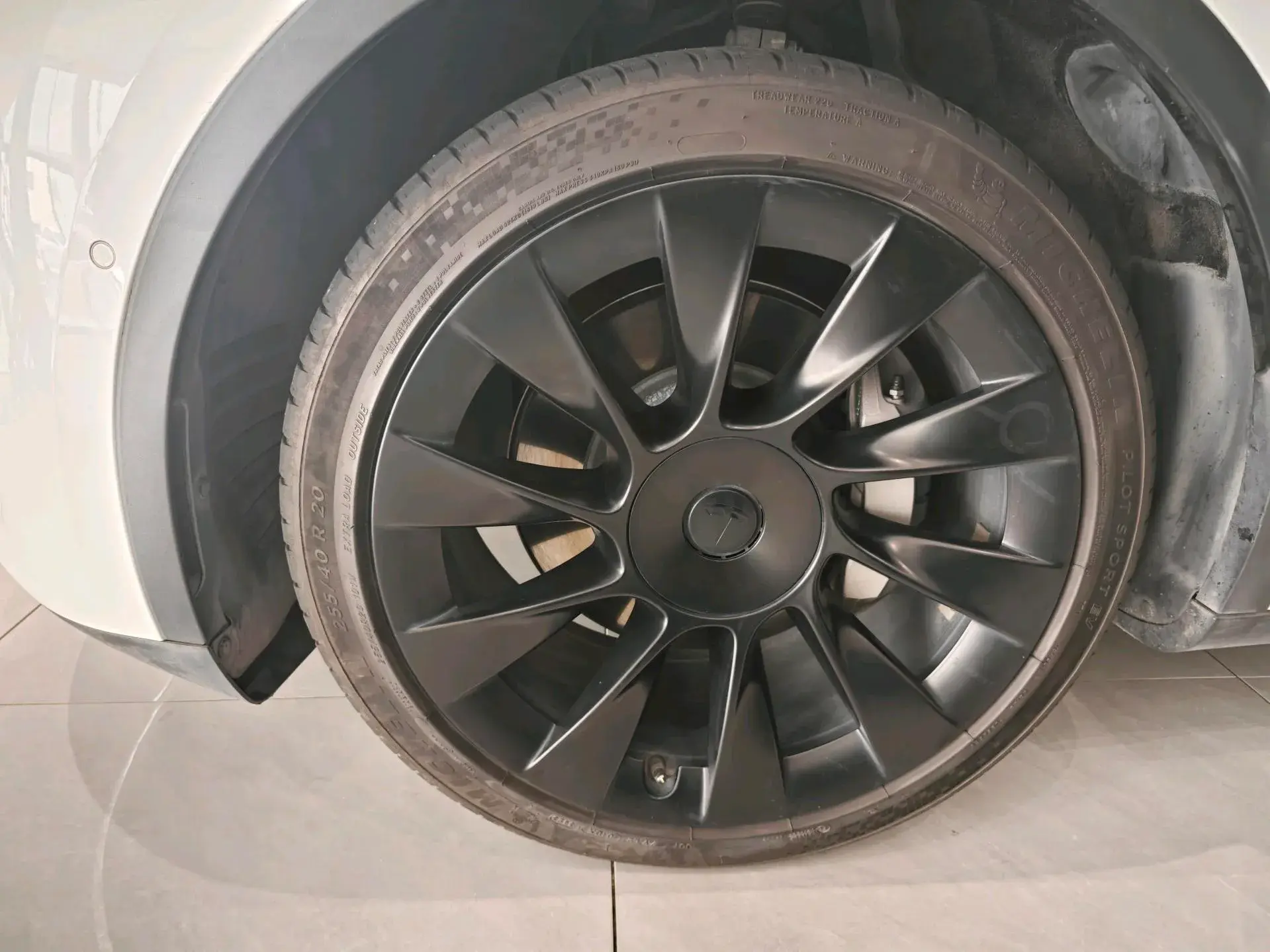 2021 TESLA MODEL thumbnail 3