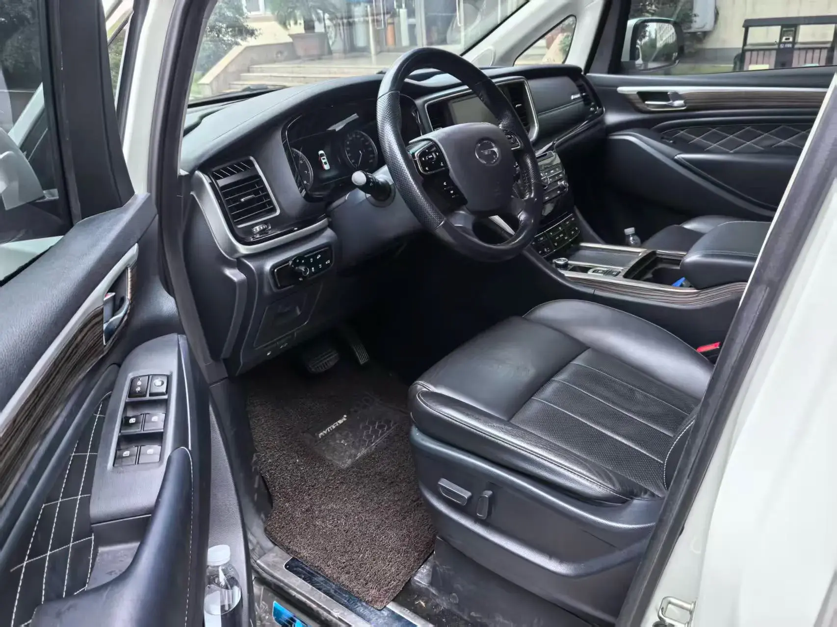 2021 GAC TRUMPCHI thumbnail 4