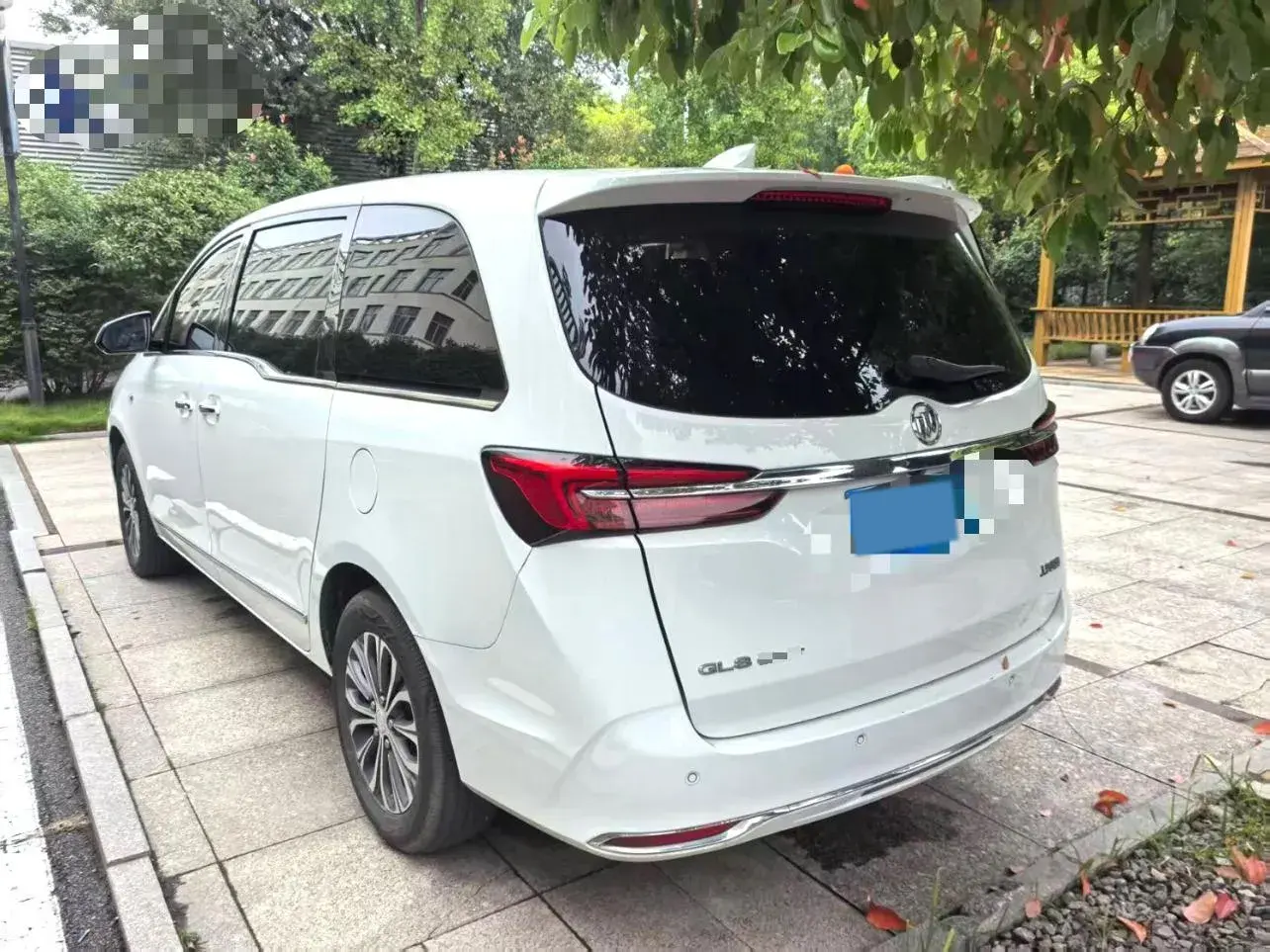 2022 BUICK GL8 thumbnail 2