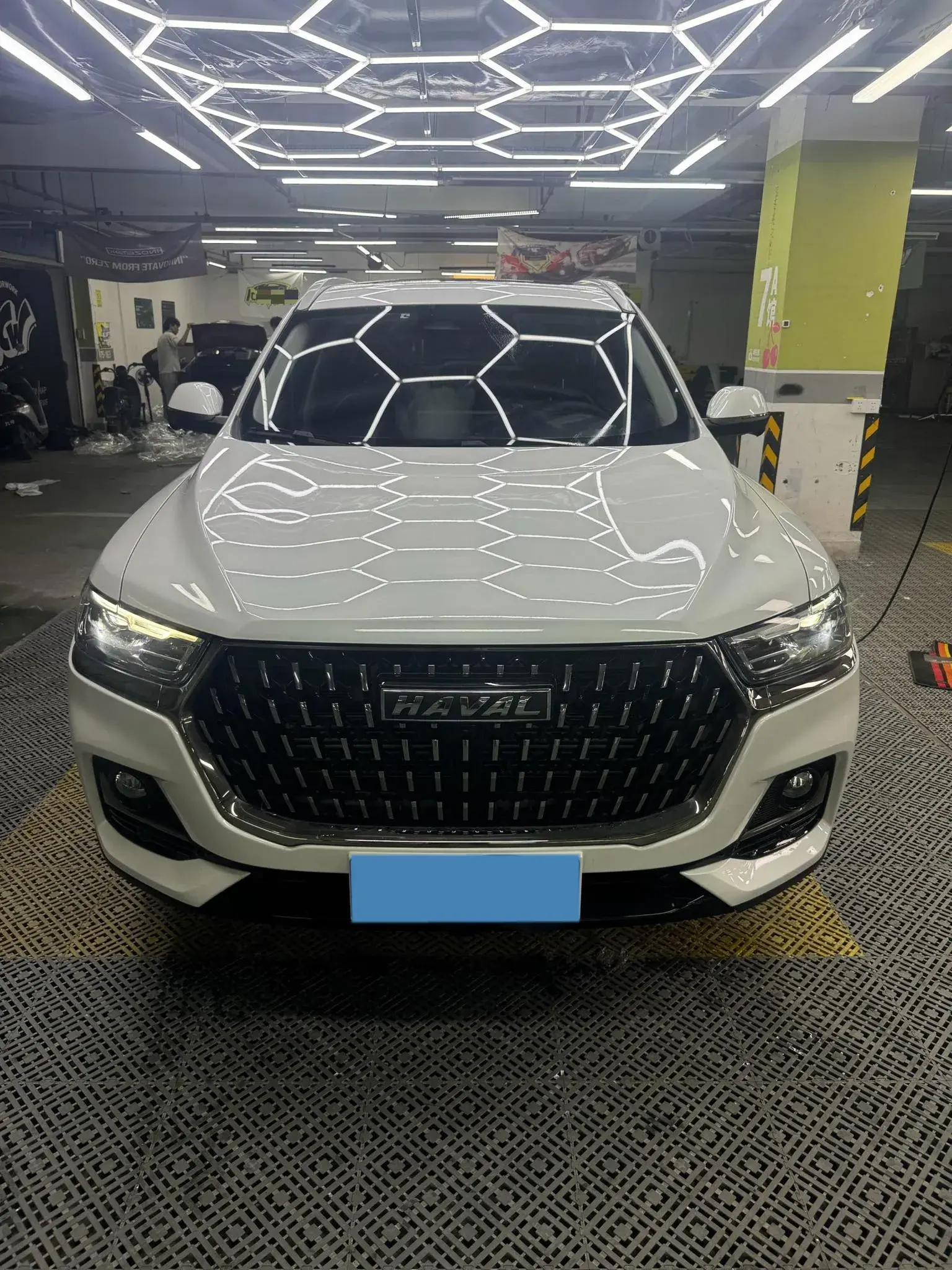 2023 HAVAL H6 thumbnail 2