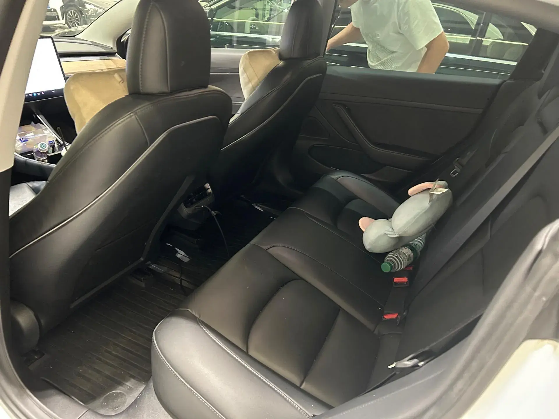 2020 TESLA MODEL thumbnail 4