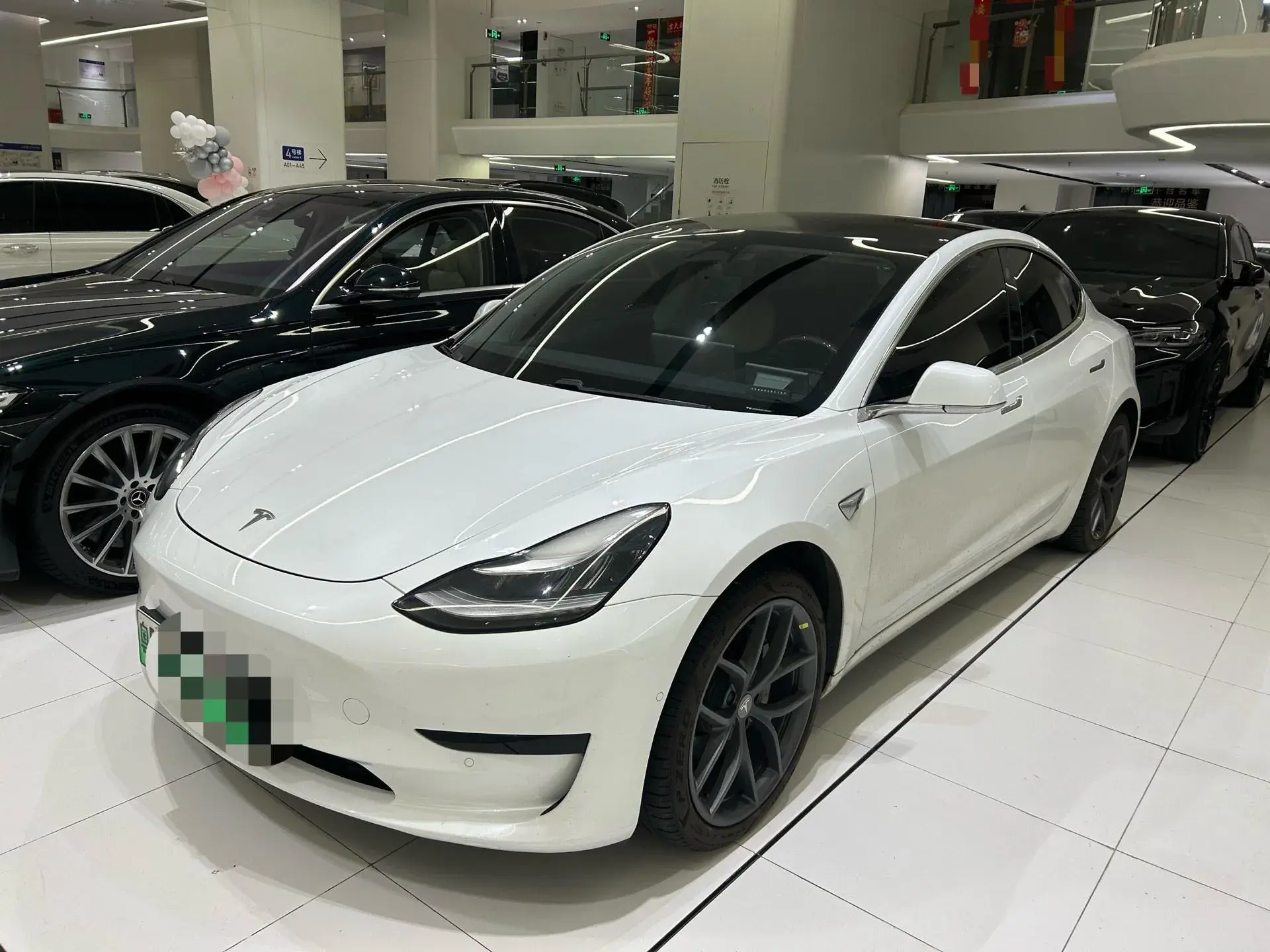 2020 TESLA MODEL view 1