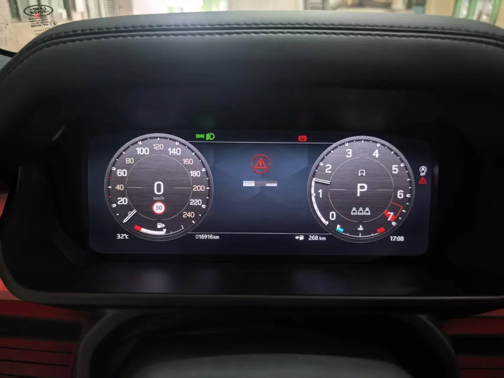 2024 LAND ROVER thumbnail 3