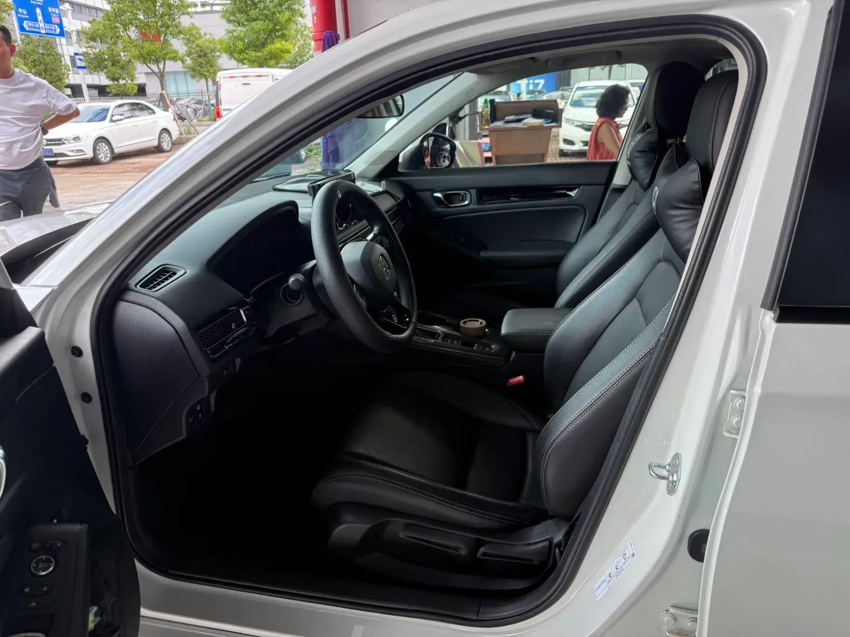 2022 HONDA CIVIC thumbnail 4