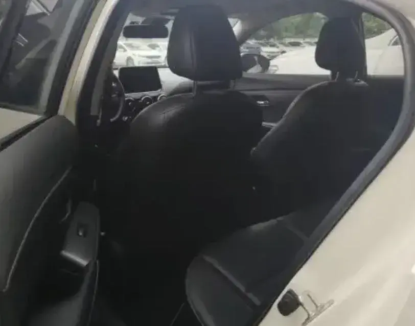 2022 NISSAN SYLPHY thumbnail 3