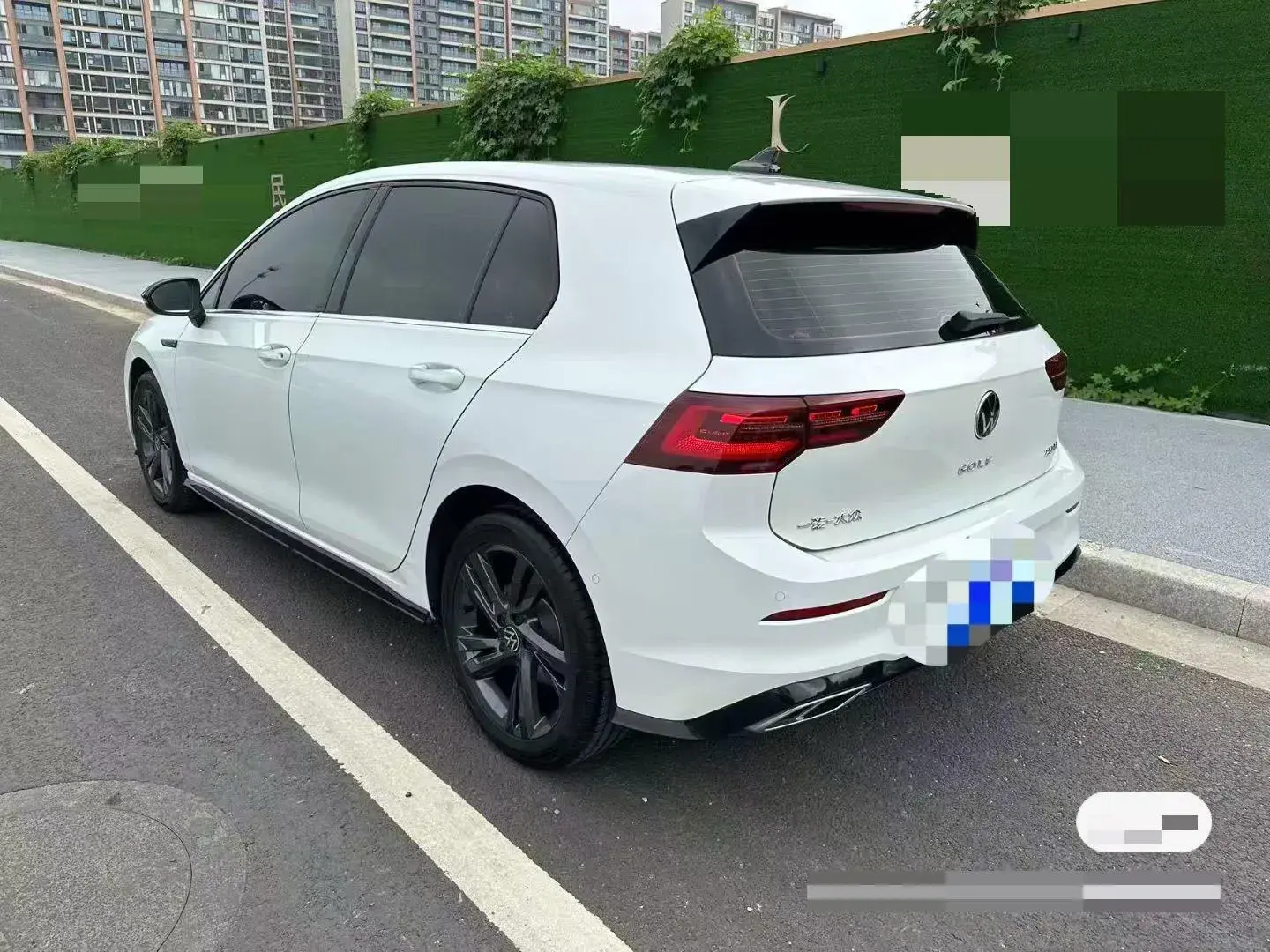 2023 VOLKSWAGEN GOLF thumbnail 2