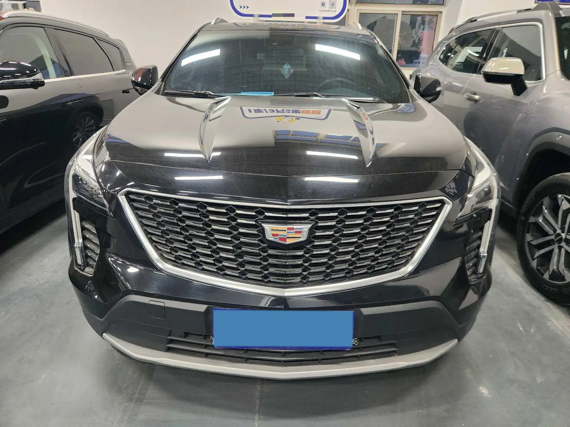 2022 CADILLAC XT4 thumbnail 3