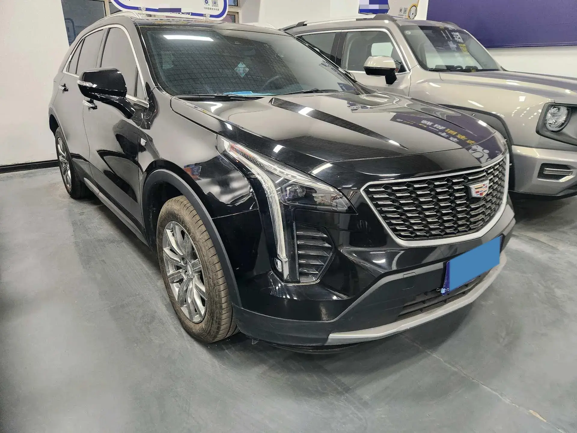 2022 CADILLAC XT4 thumbnail 2