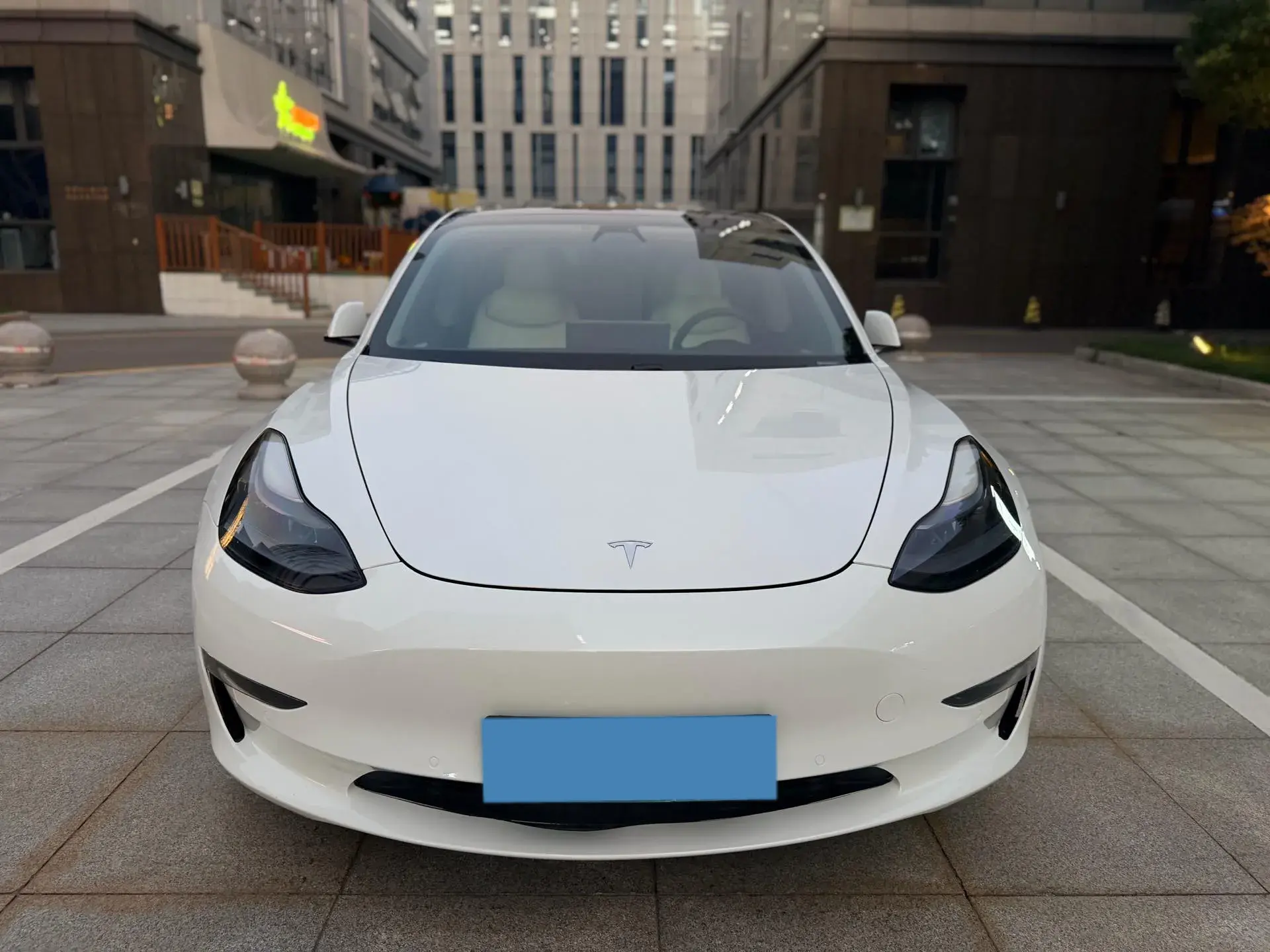 2021 TESLA MODEL thumbnail 2