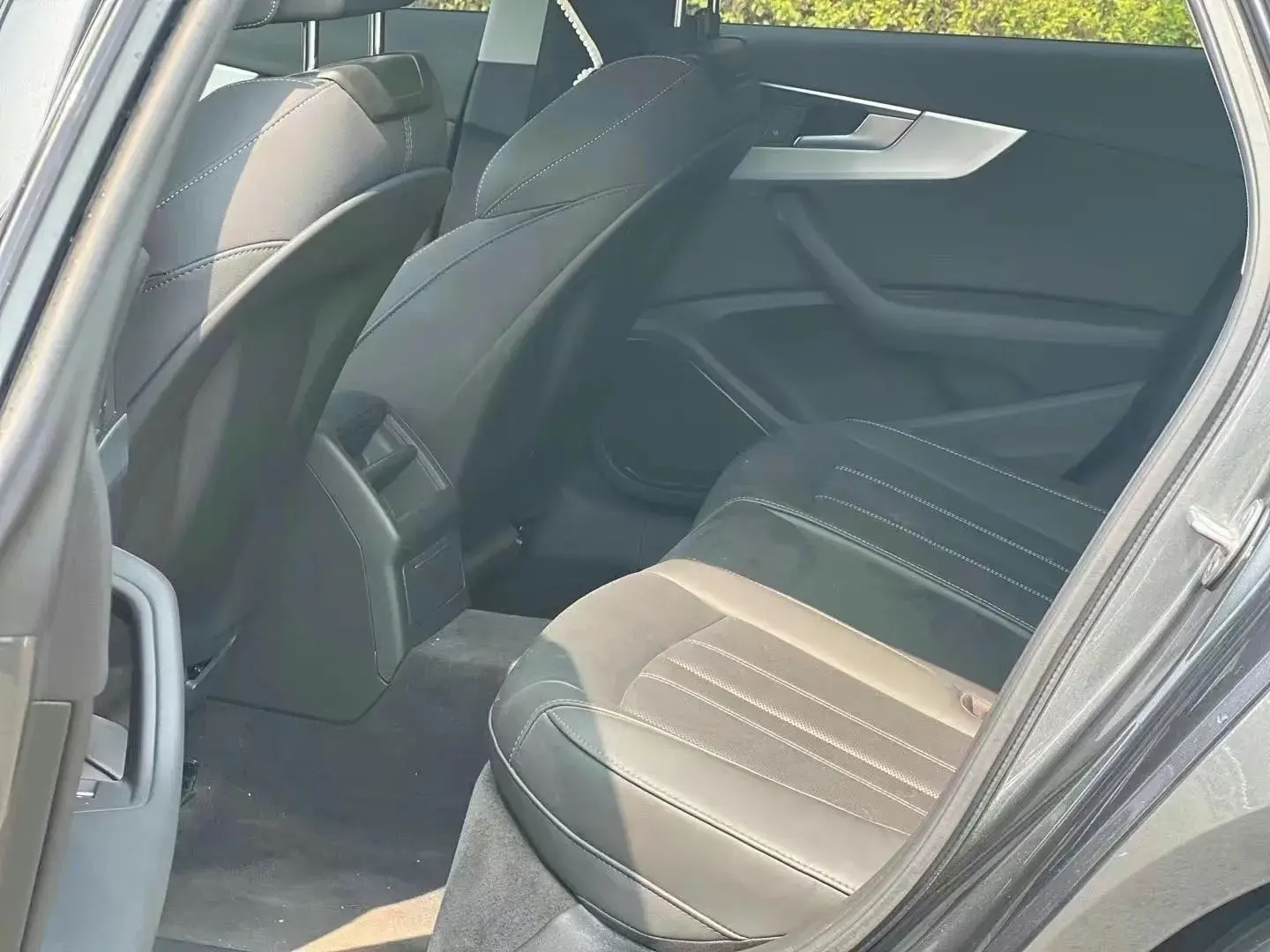 2020 AUDI A4L thumbnail 4