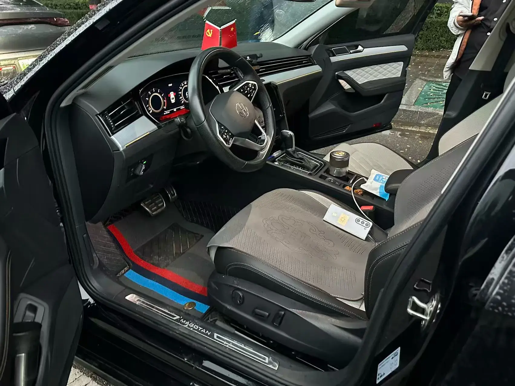 2023 VOLKSWAGEN MAGOTAN thumbnail 4