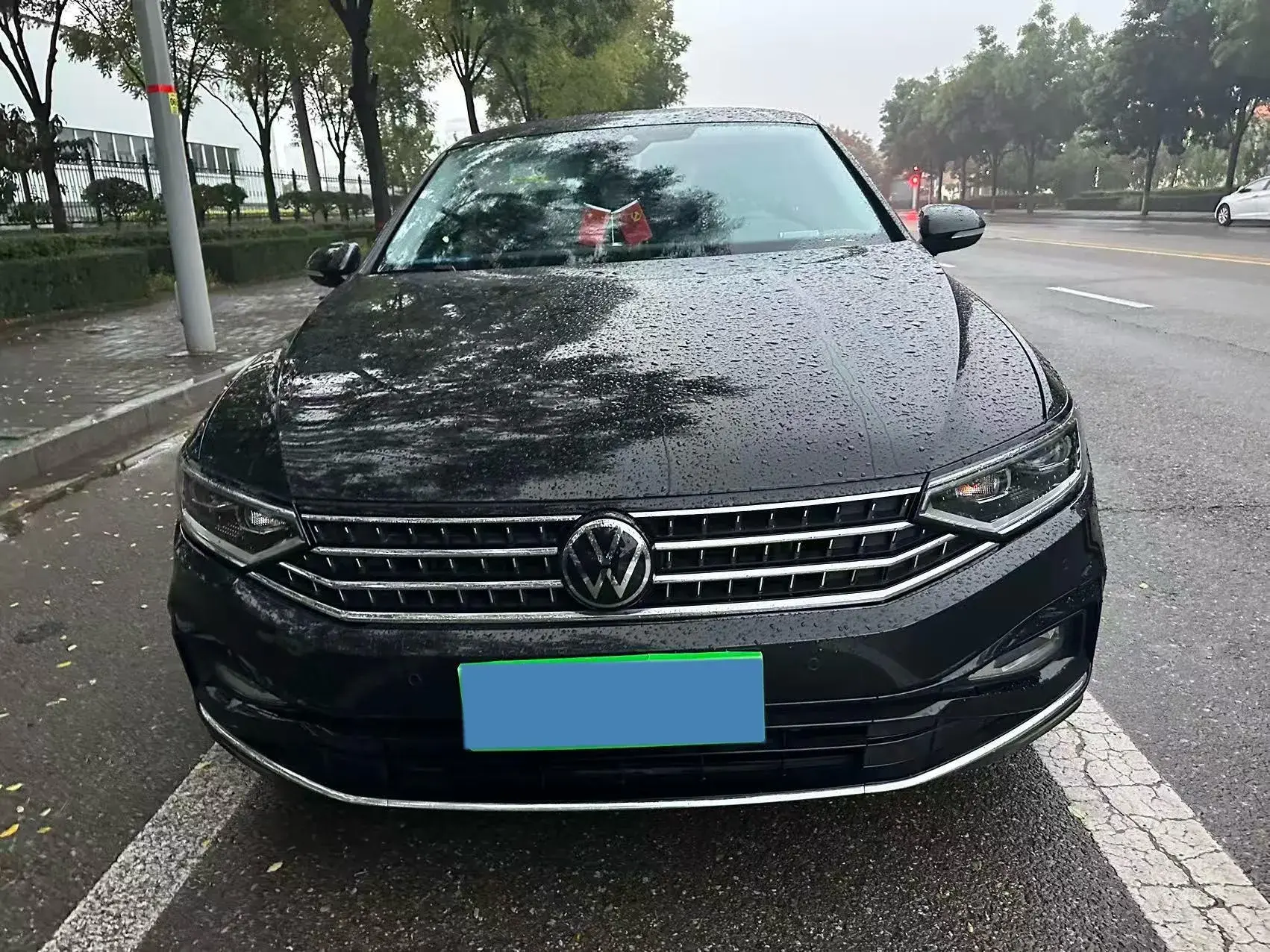 2023 VOLKSWAGEN MAGOTAN thumbnail 2