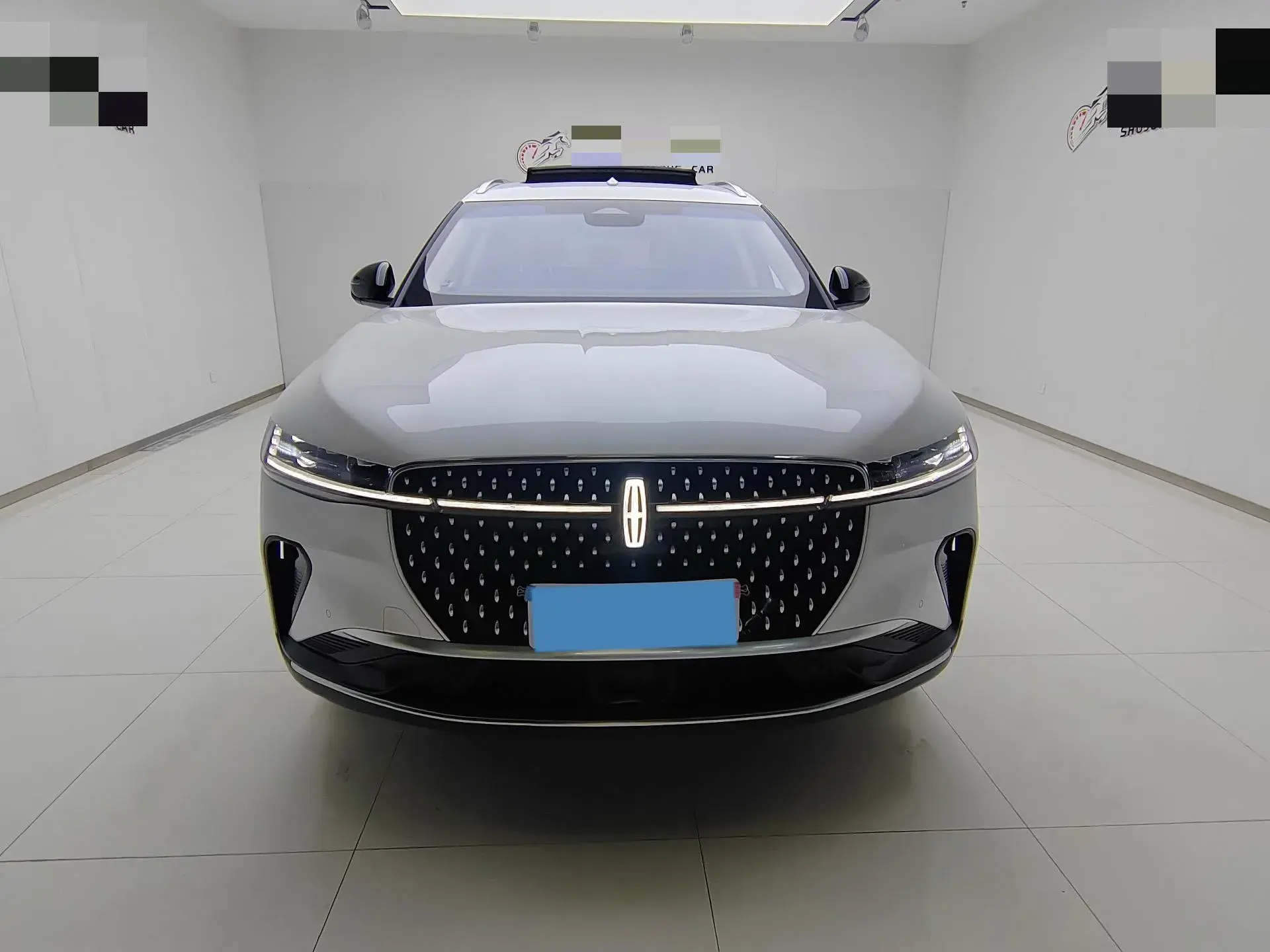 2023 LINCOLN NAUTILUS thumbnail 2