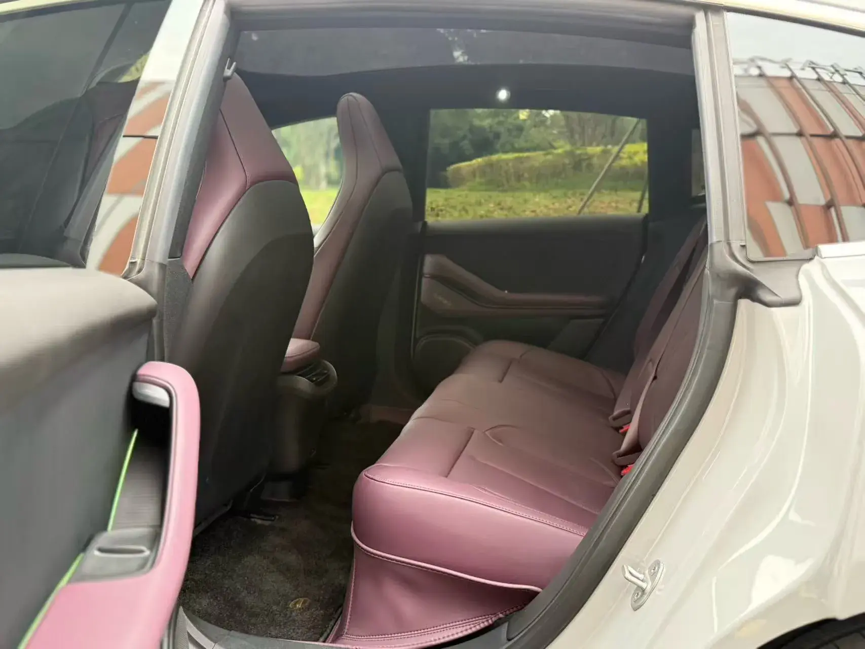 2022 NIO ET5 thumbnail 4