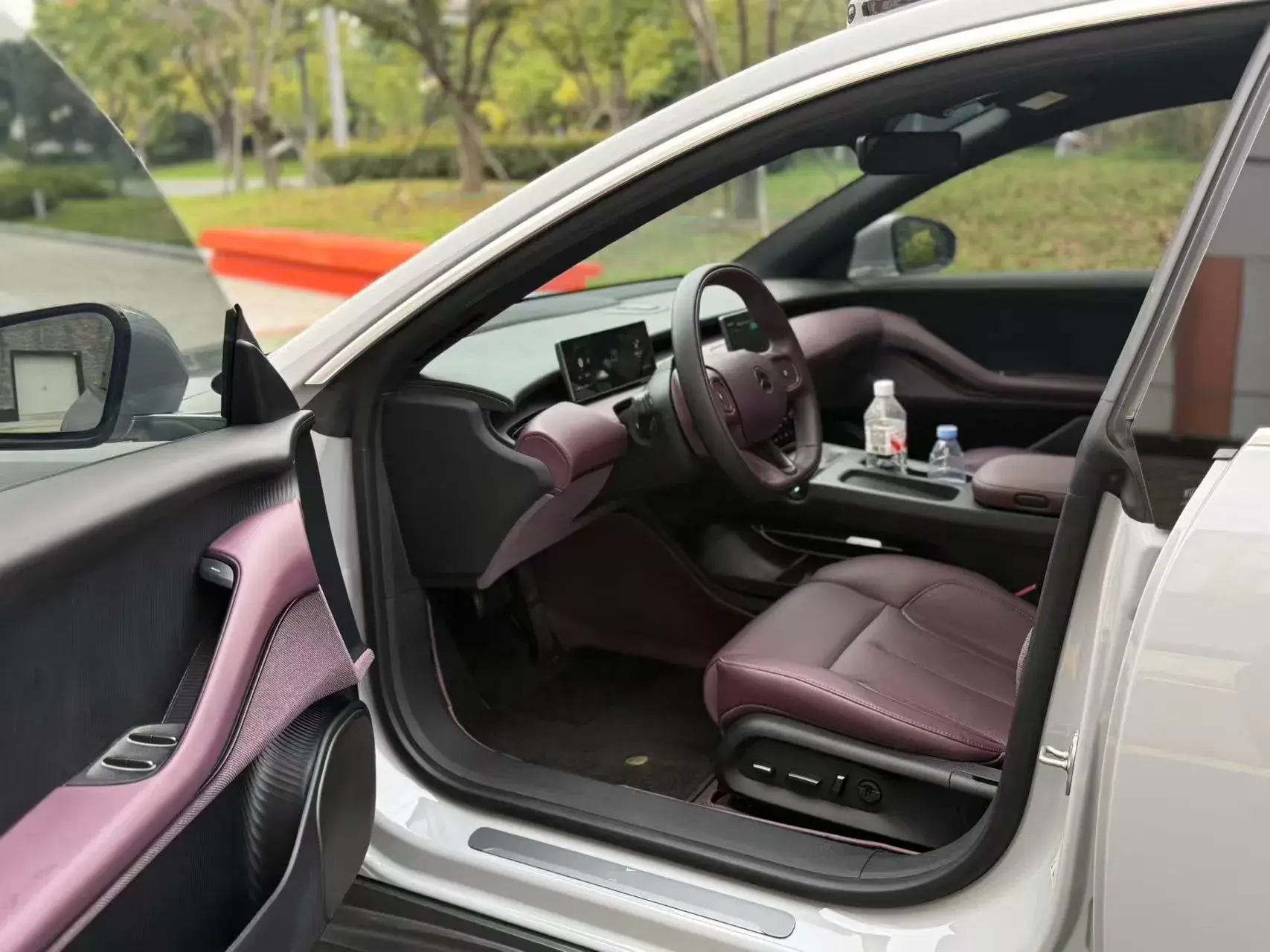 2022 NIO ET5 thumbnail 2