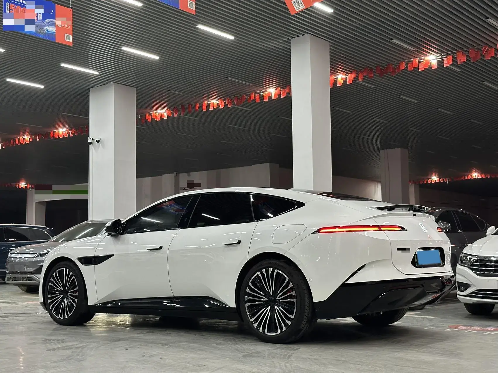 2024 AVATR 12 thumbnail 3