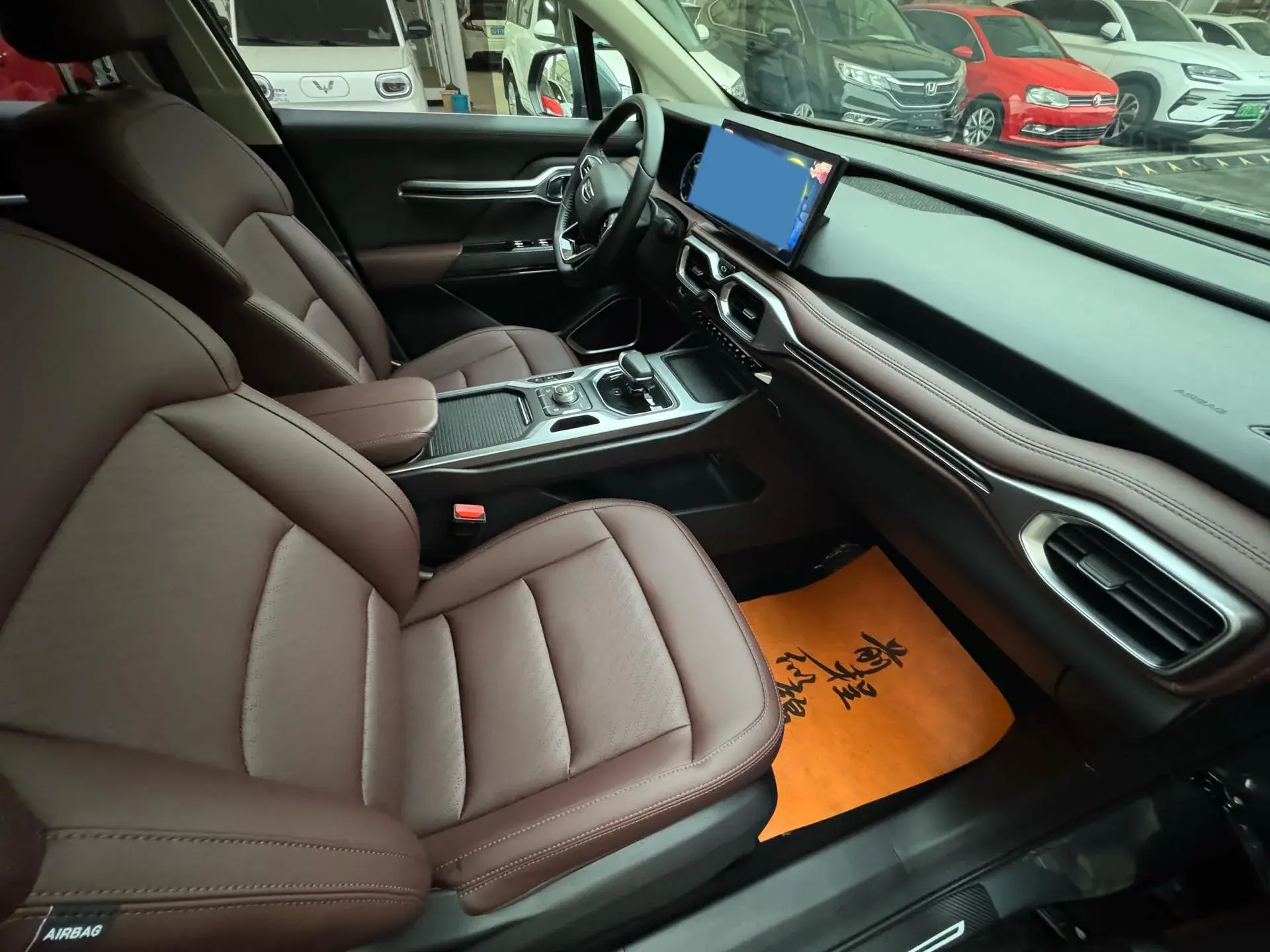 2022 GEELY OKAVANGO thumbnail 4