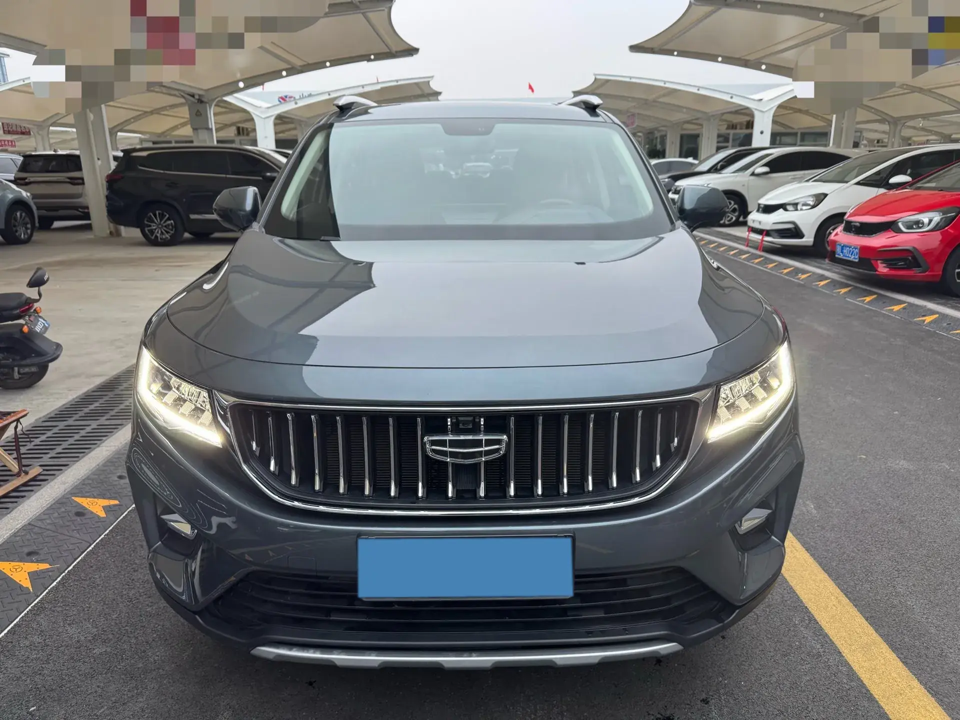 2022 GEELY OKAVANGO thumbnail 3