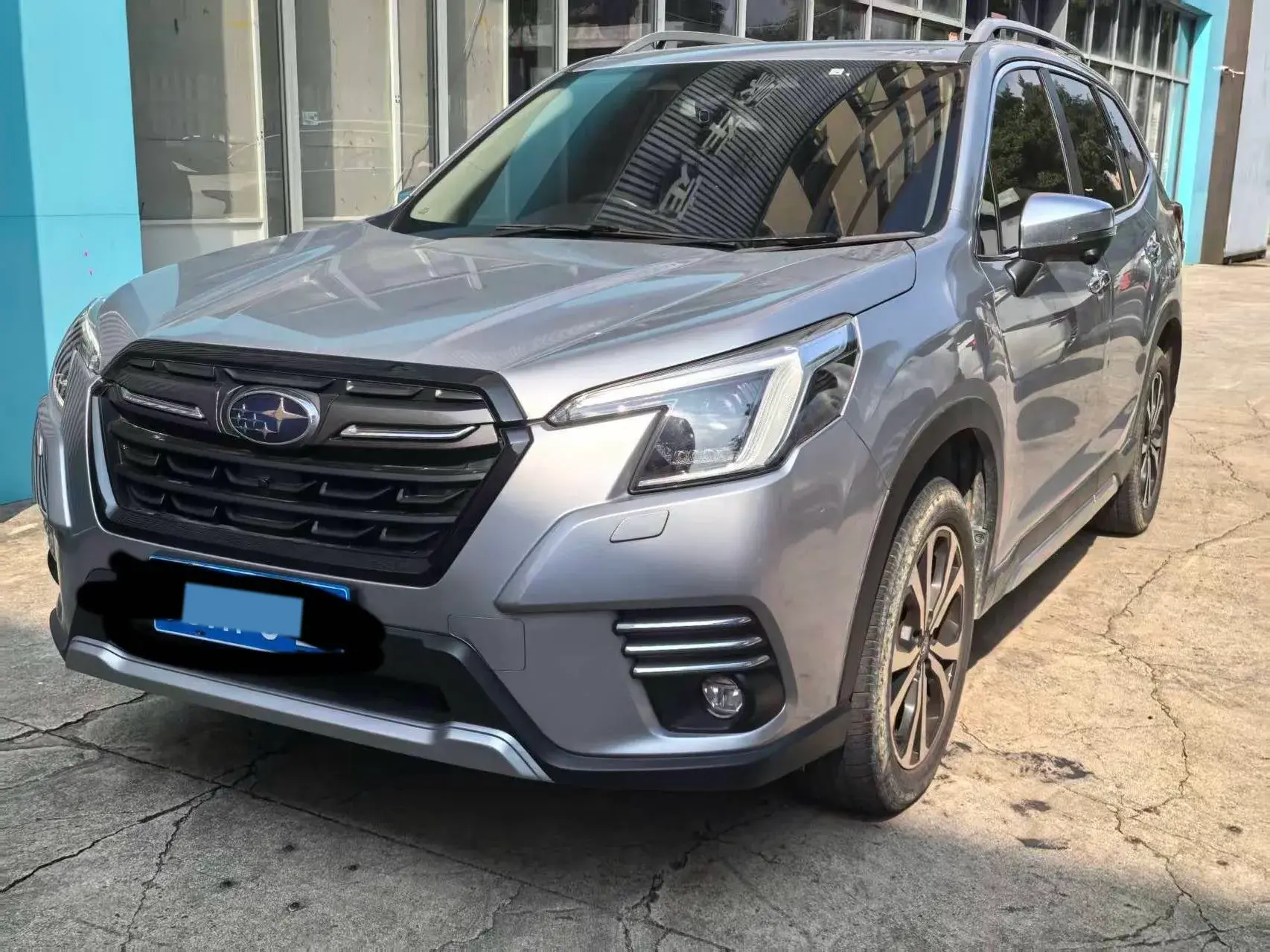2021 SUBARU FORESTER view 1