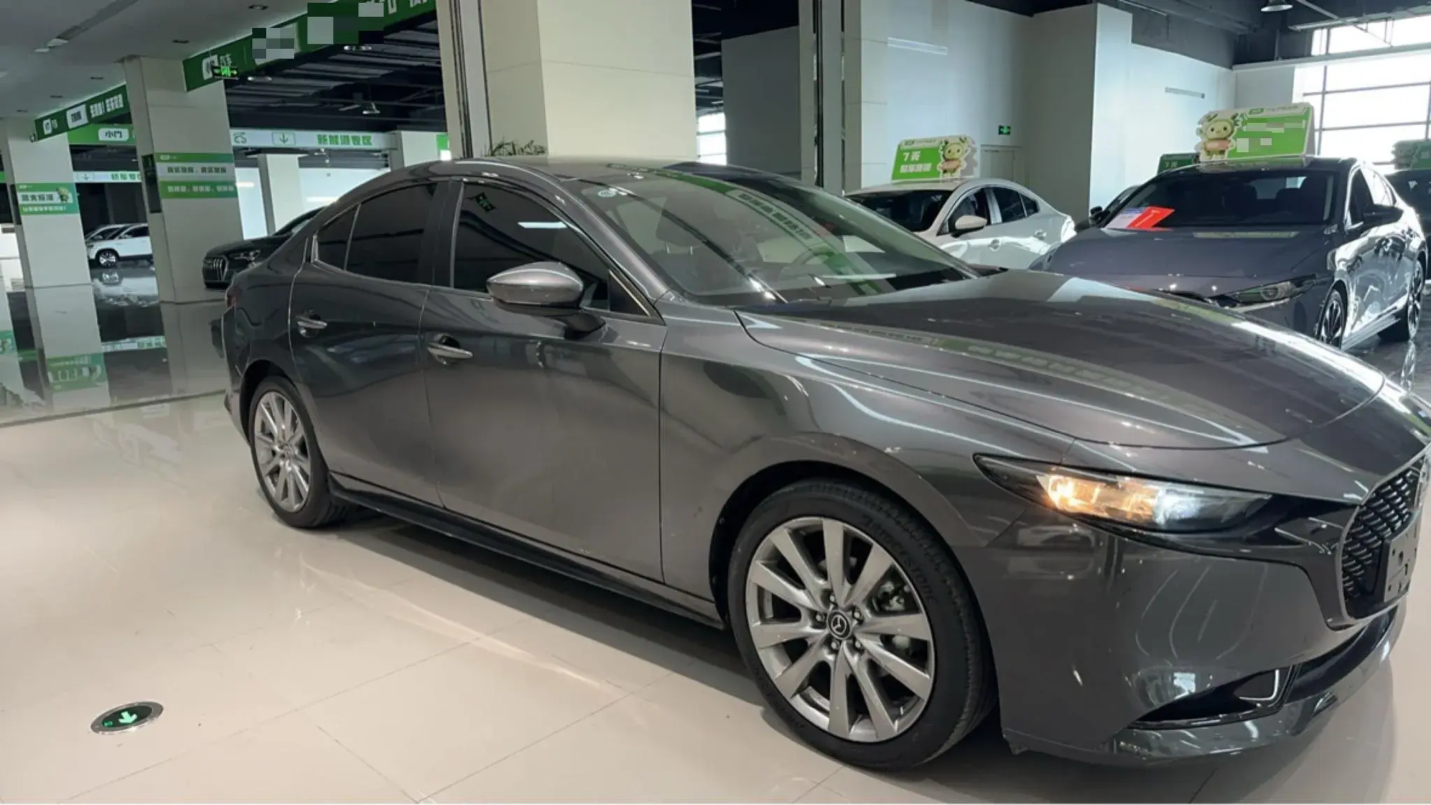 2021 MAZDA 3 thumbnail 3