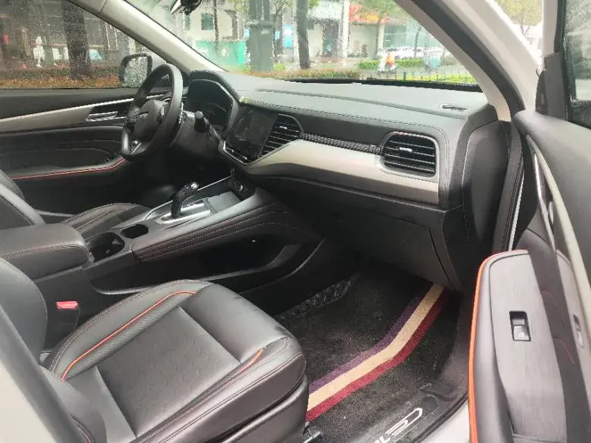 2021 HAVAL F7 thumbnail 4