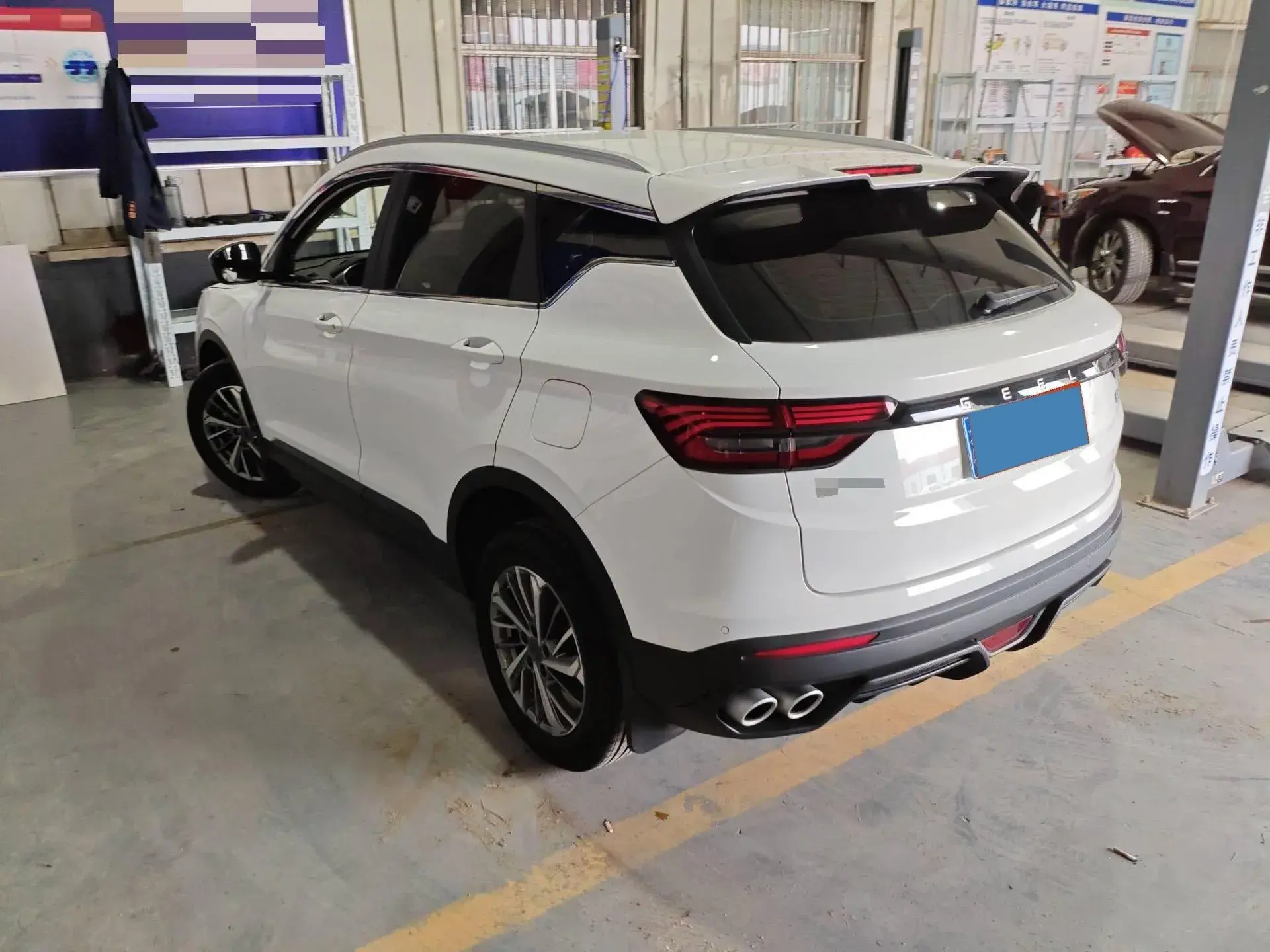 2021 GEELY COOLRAY thumbnail 4