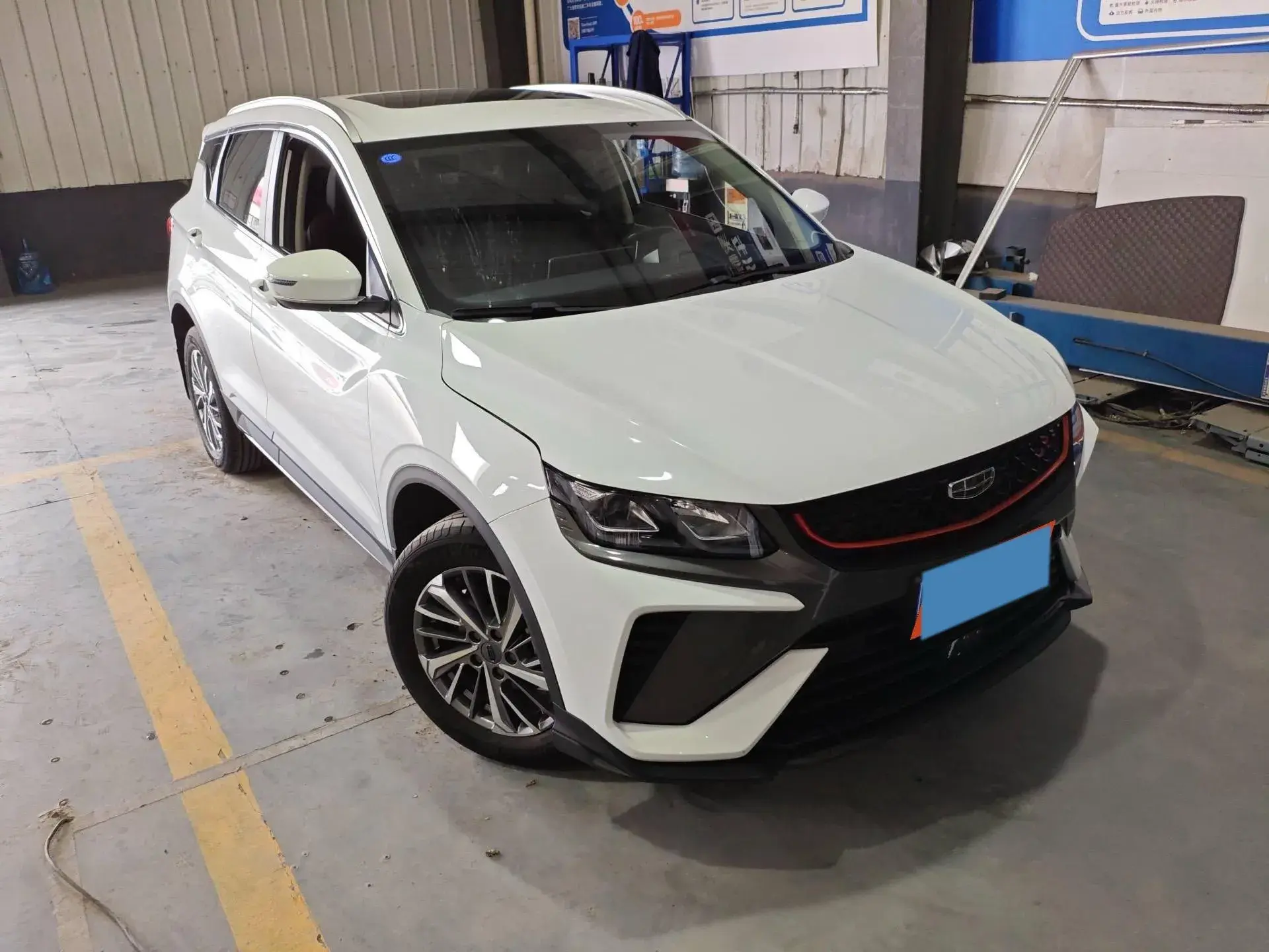 2021 GEELY COOLRAY thumbnail 3