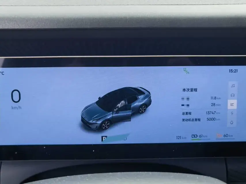 2024 LYNK&CO 07 thumbnail 3