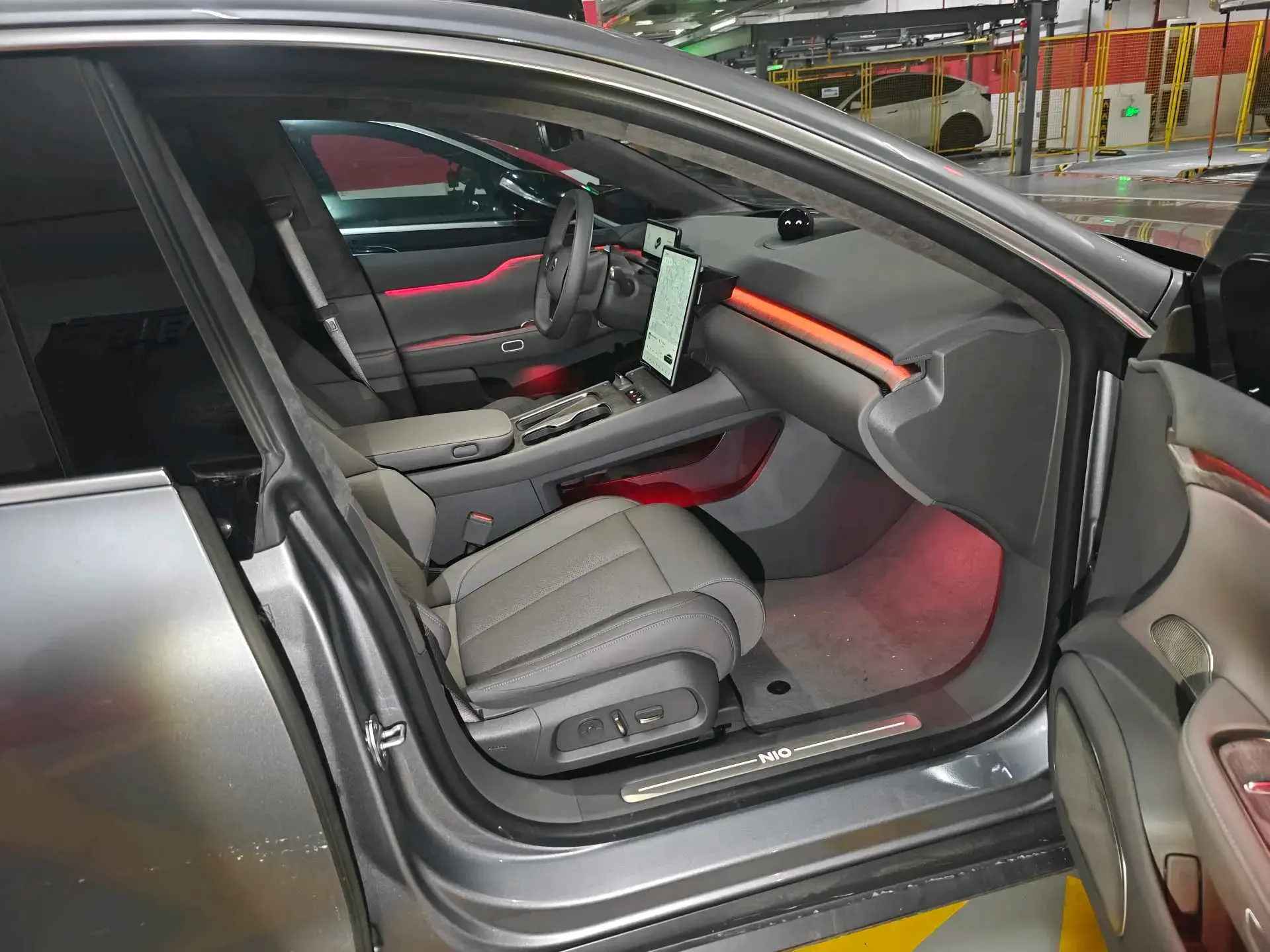 2024 NIO ET7 thumbnail 3