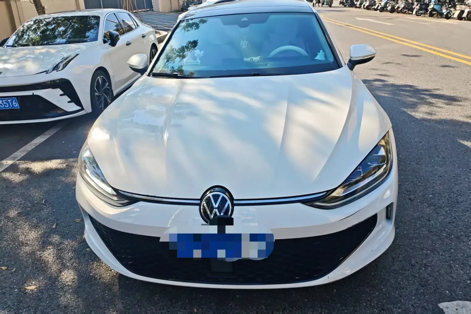 2022 VOLKSWAGEN LAMANDO thumbnail 2