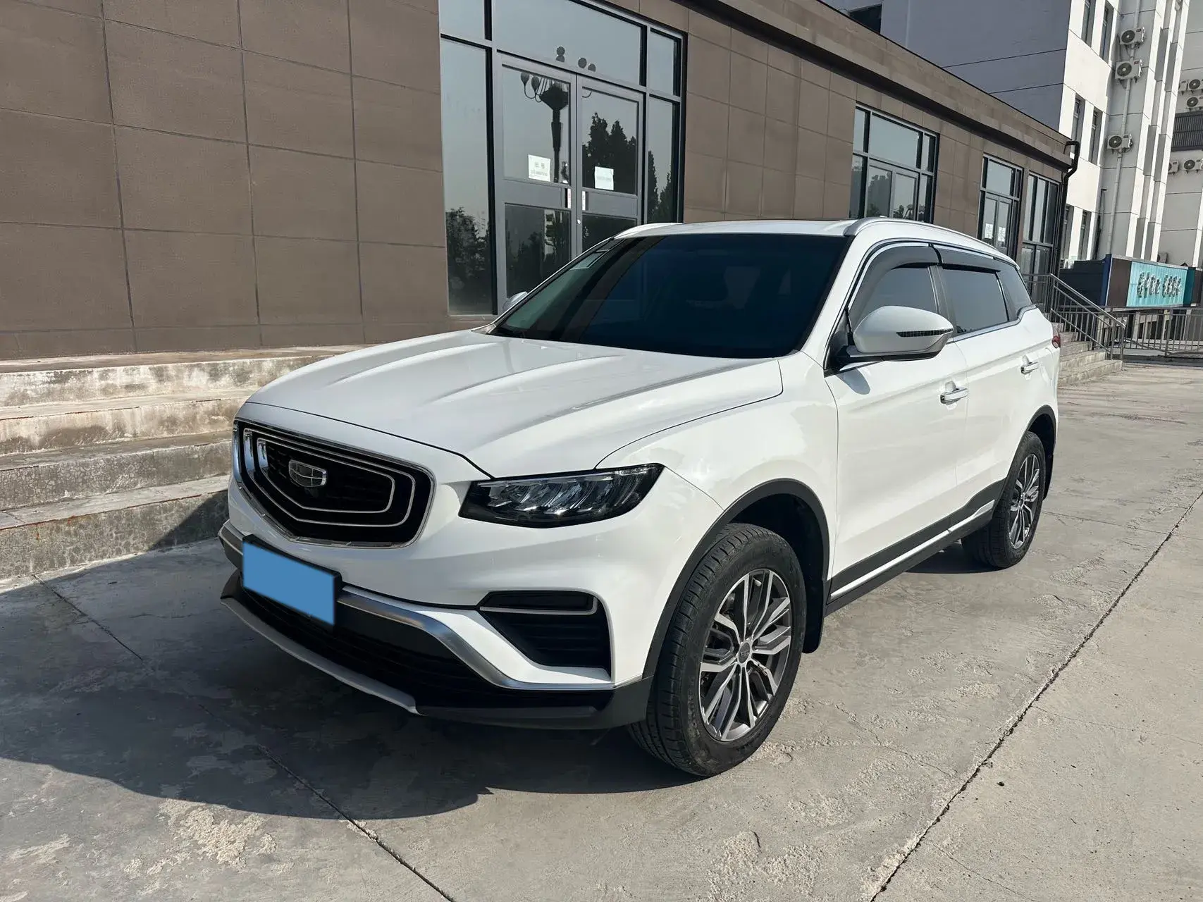 2020 GEELY AZKARRA view 1